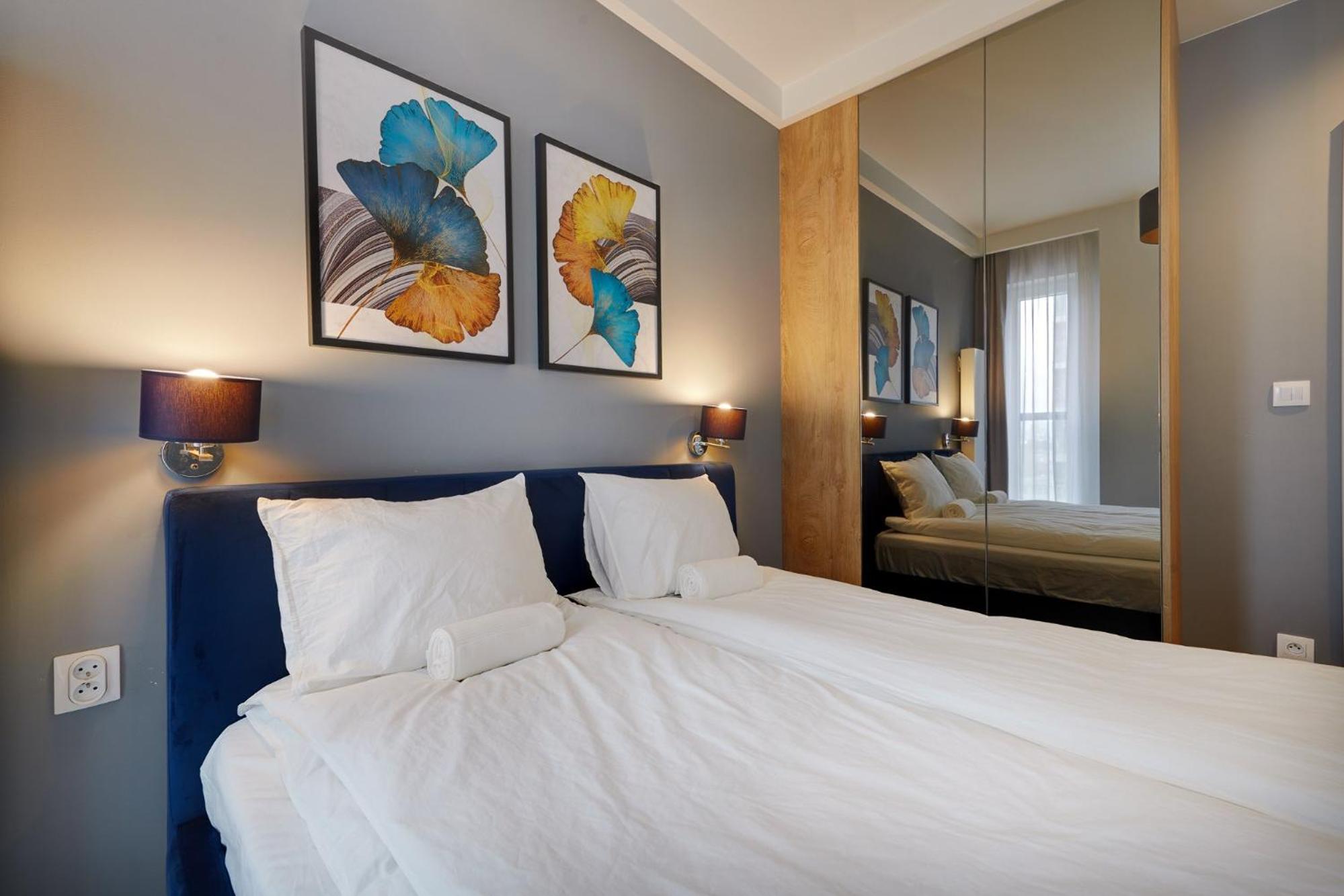 Golden Apartments Sokolska 30 Towers - Great Location&59