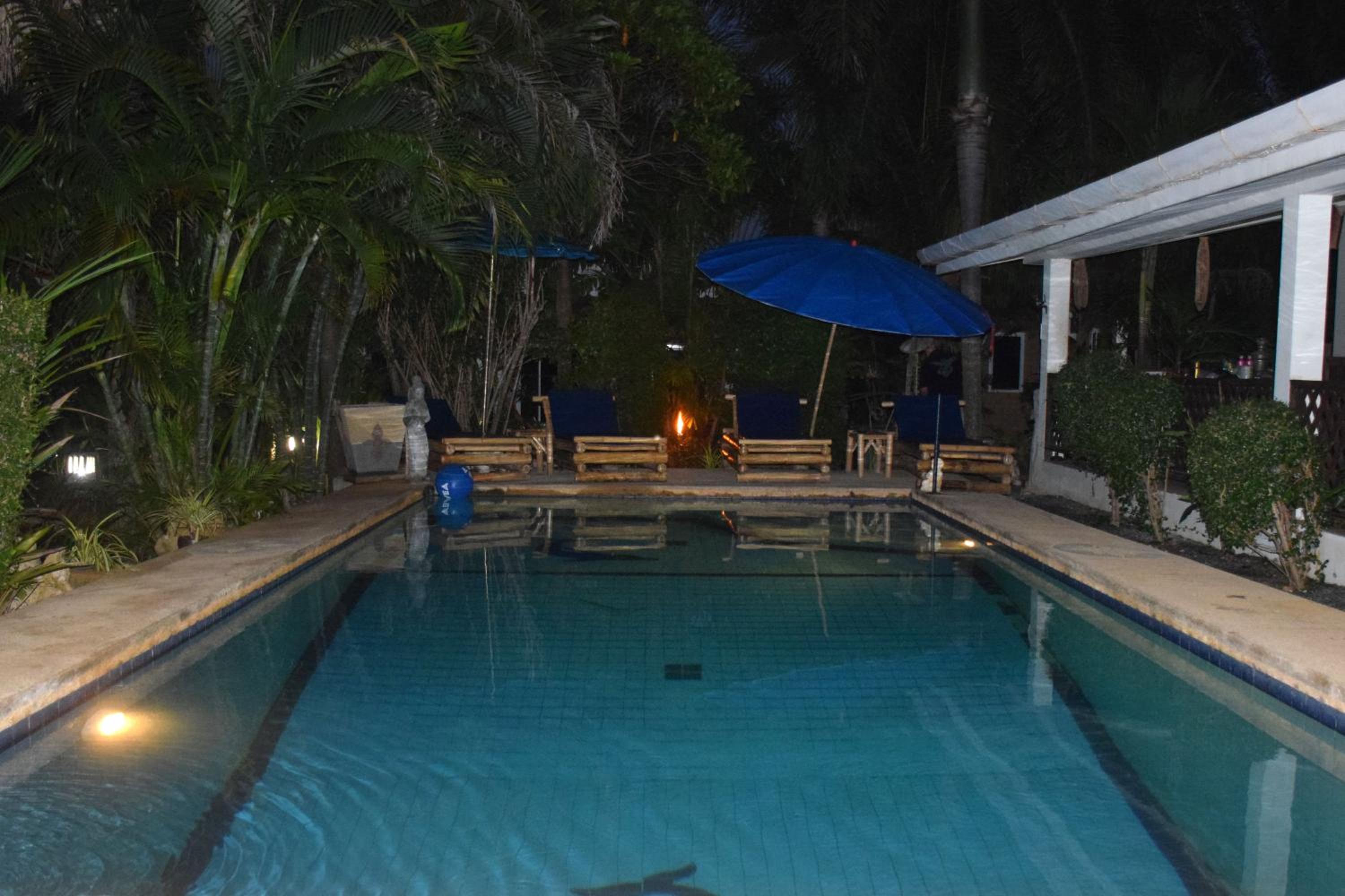 Sanuk bungalows
