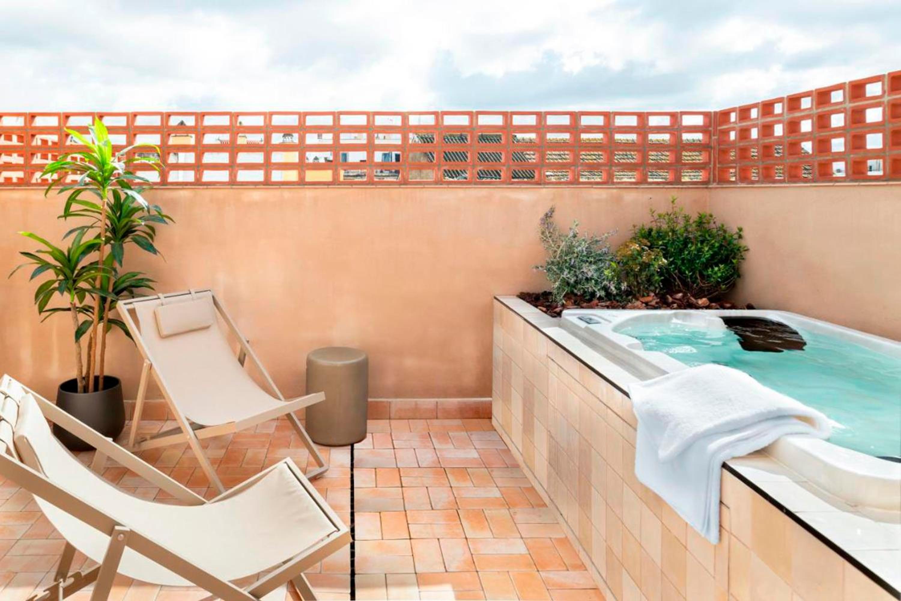 Magno Apartments Clavellinas