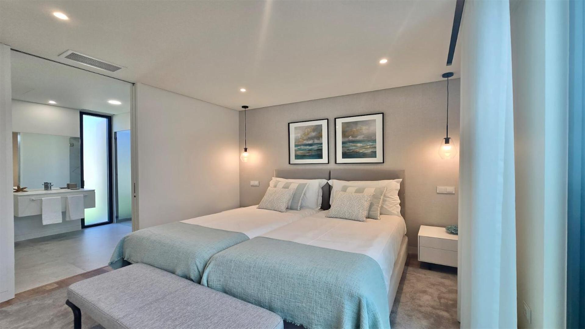 Villa Essence by Clever Details, private pool, central location