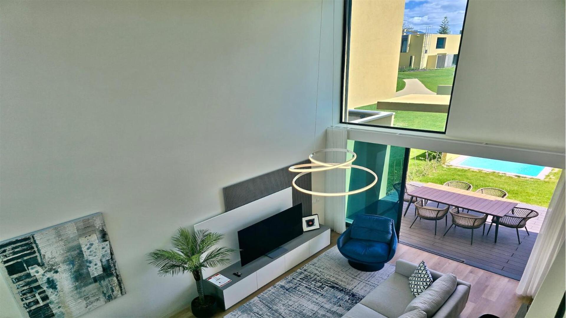 Villa Essence by Clever Details, private pool, central location
