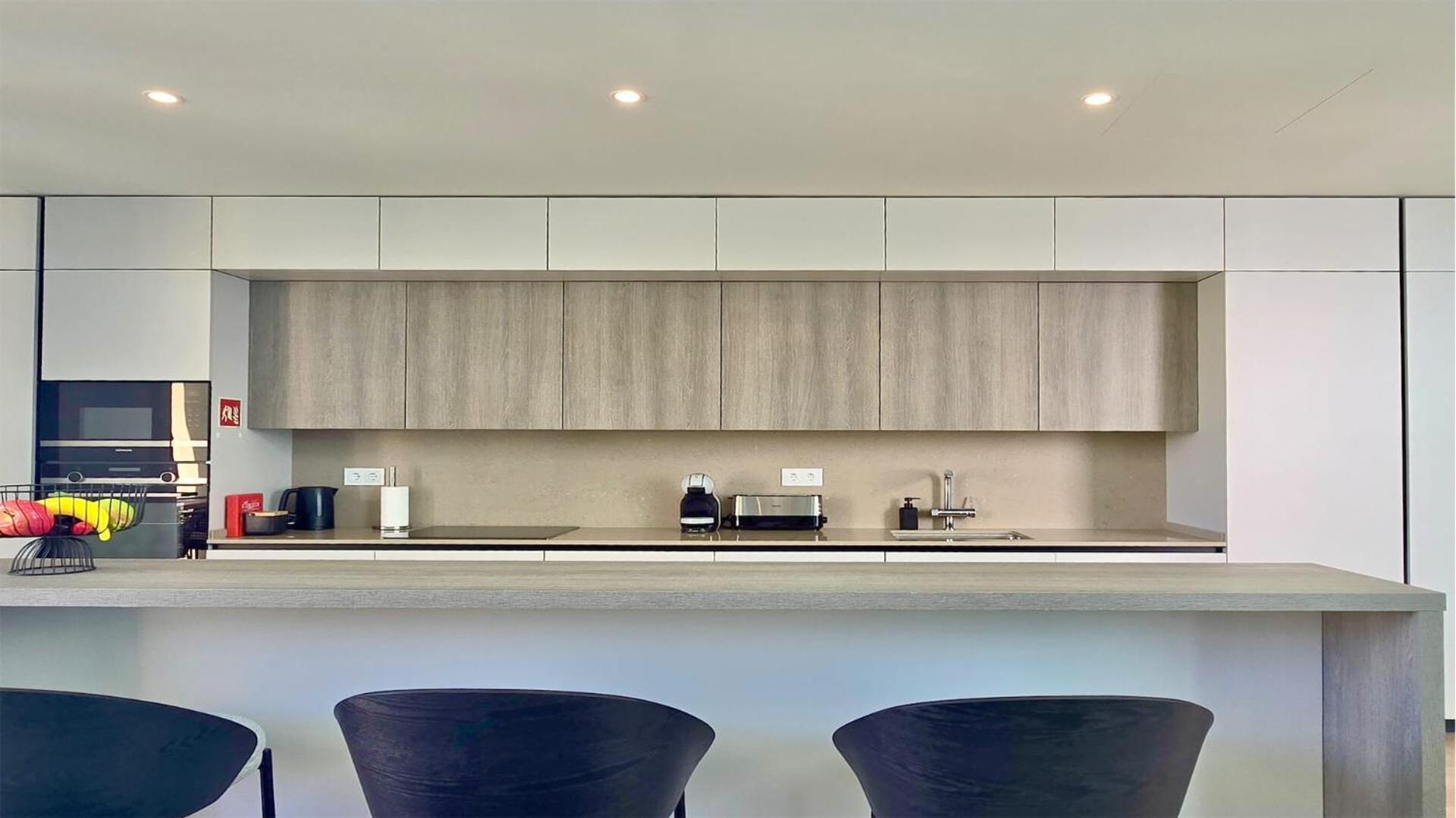 Villa Essence by Clever Details, private pool, central location