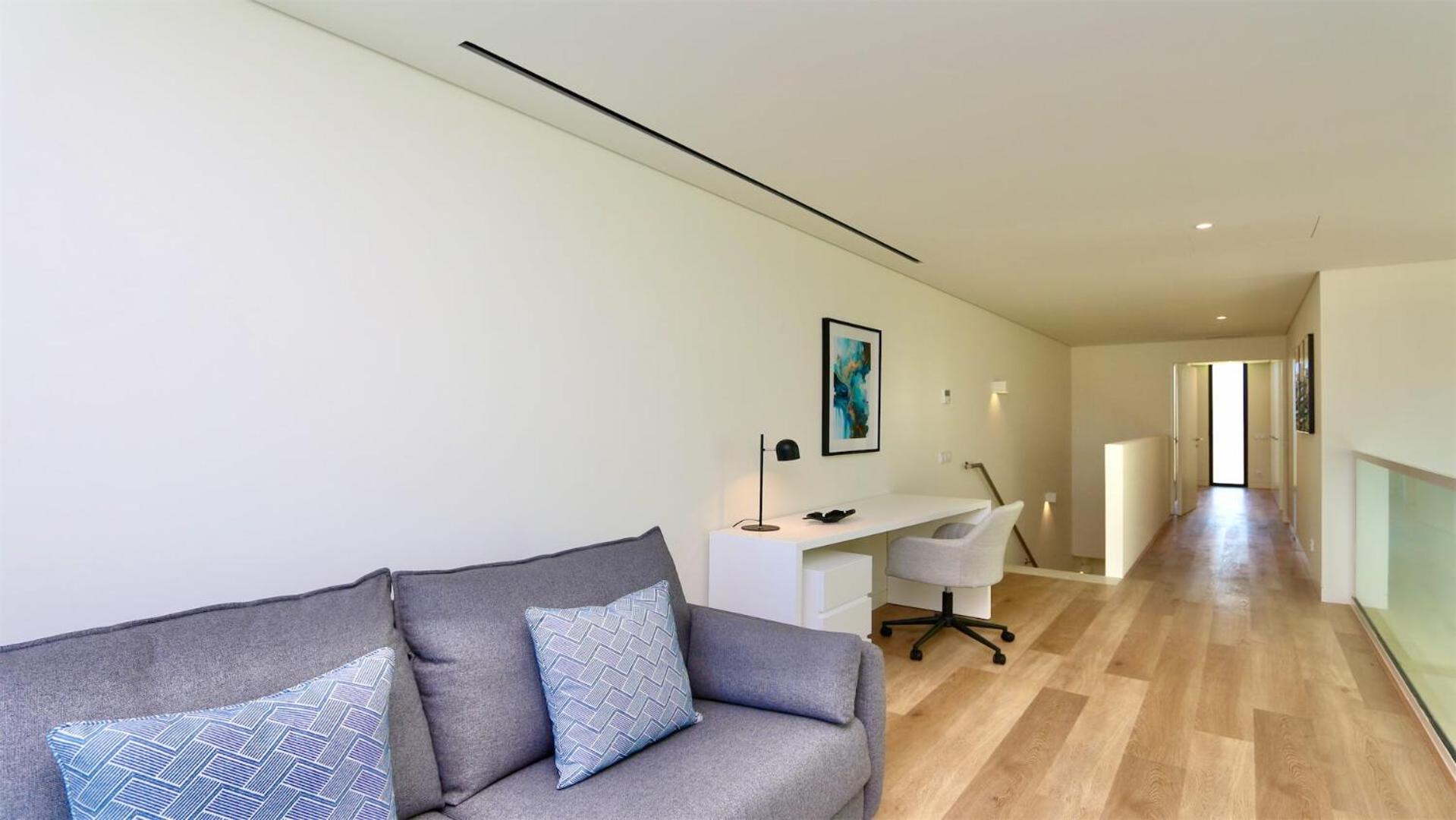 Villa Essence by Clever Details, private pool, central location