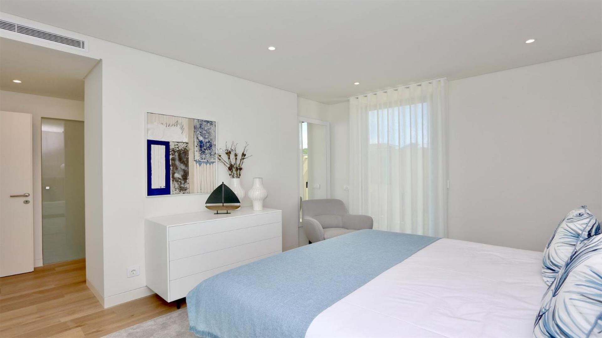 Villa Essence by Clever Details, private pool, central location