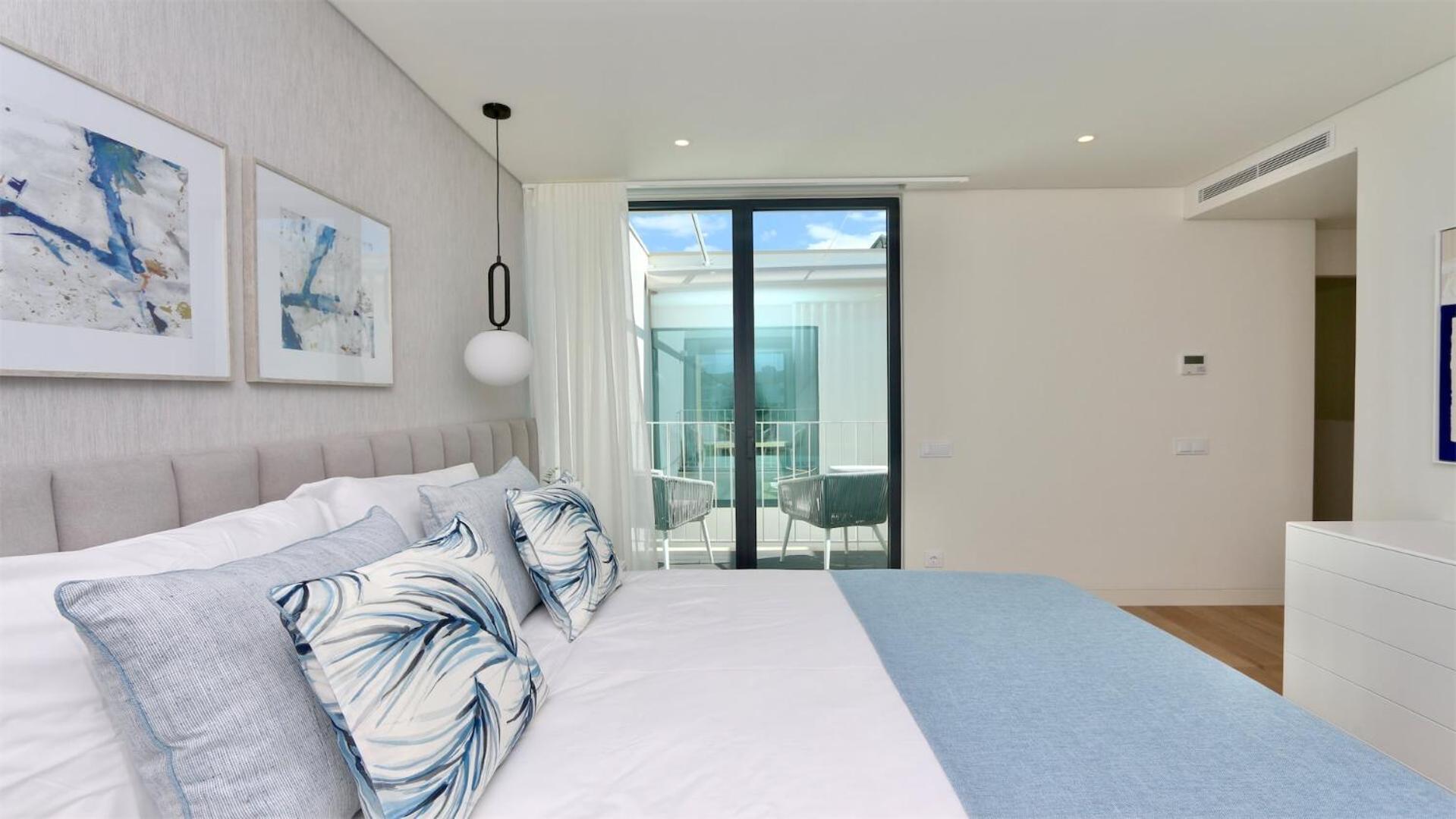 Villa Essence by Clever Details, private pool, central location