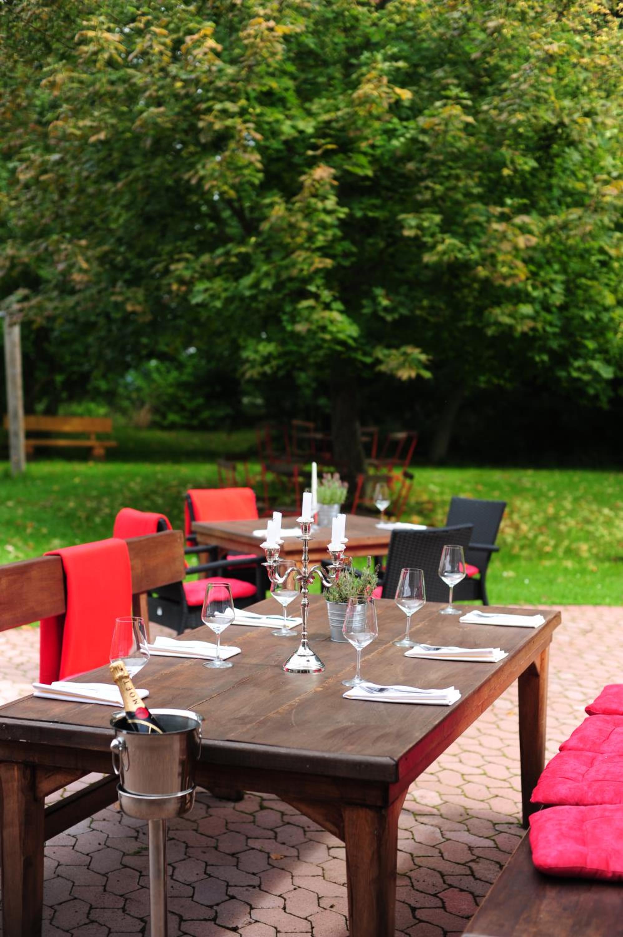 Hotel & Restaurant Lengefelder Warte