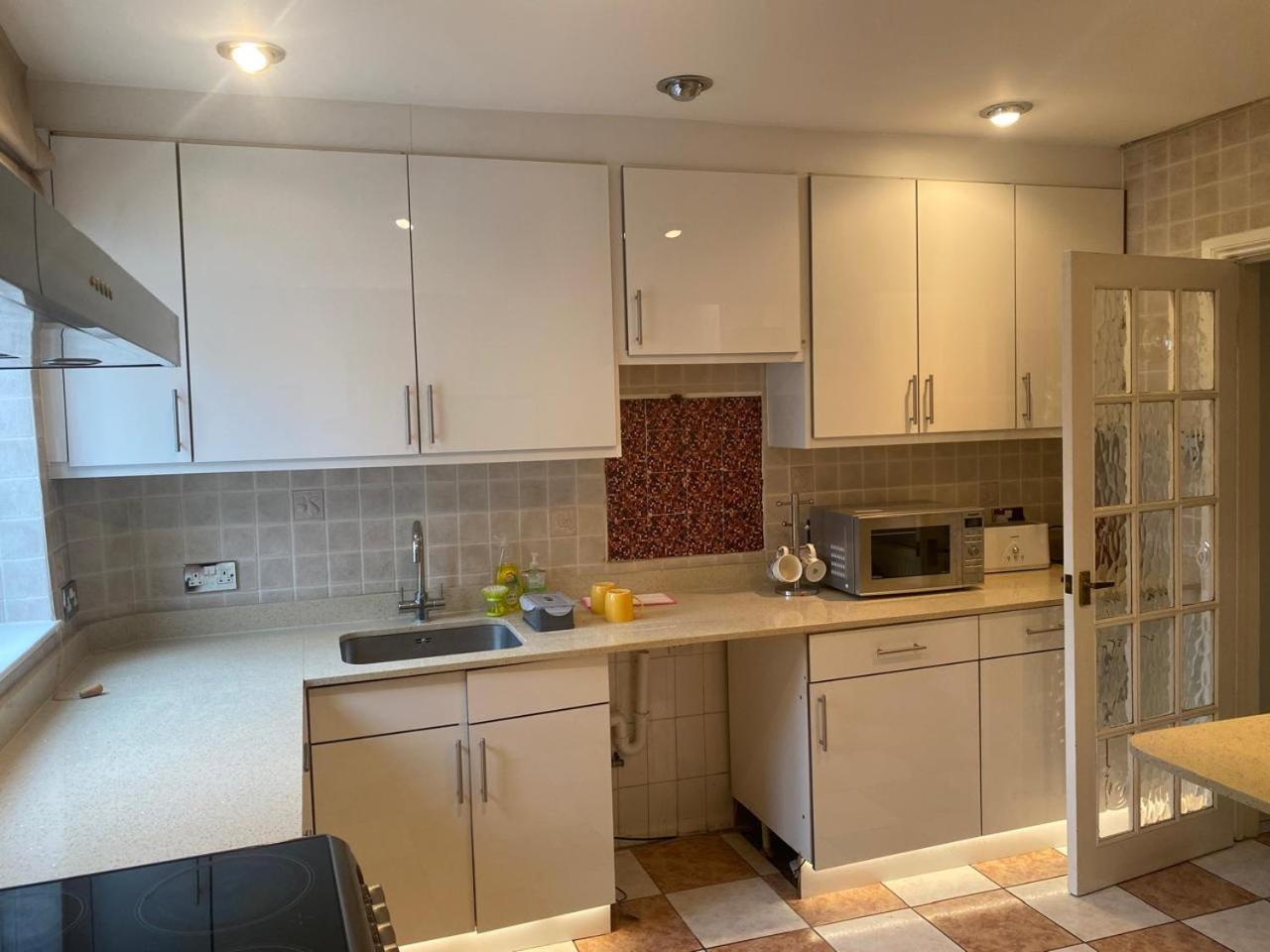 Gordon Avenue Guest House HA7 London