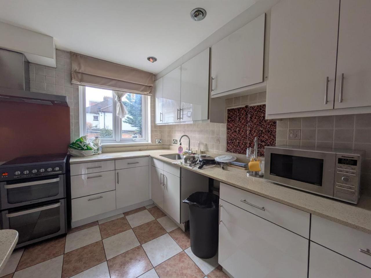 Gordon Avenue Guest House HA7 London