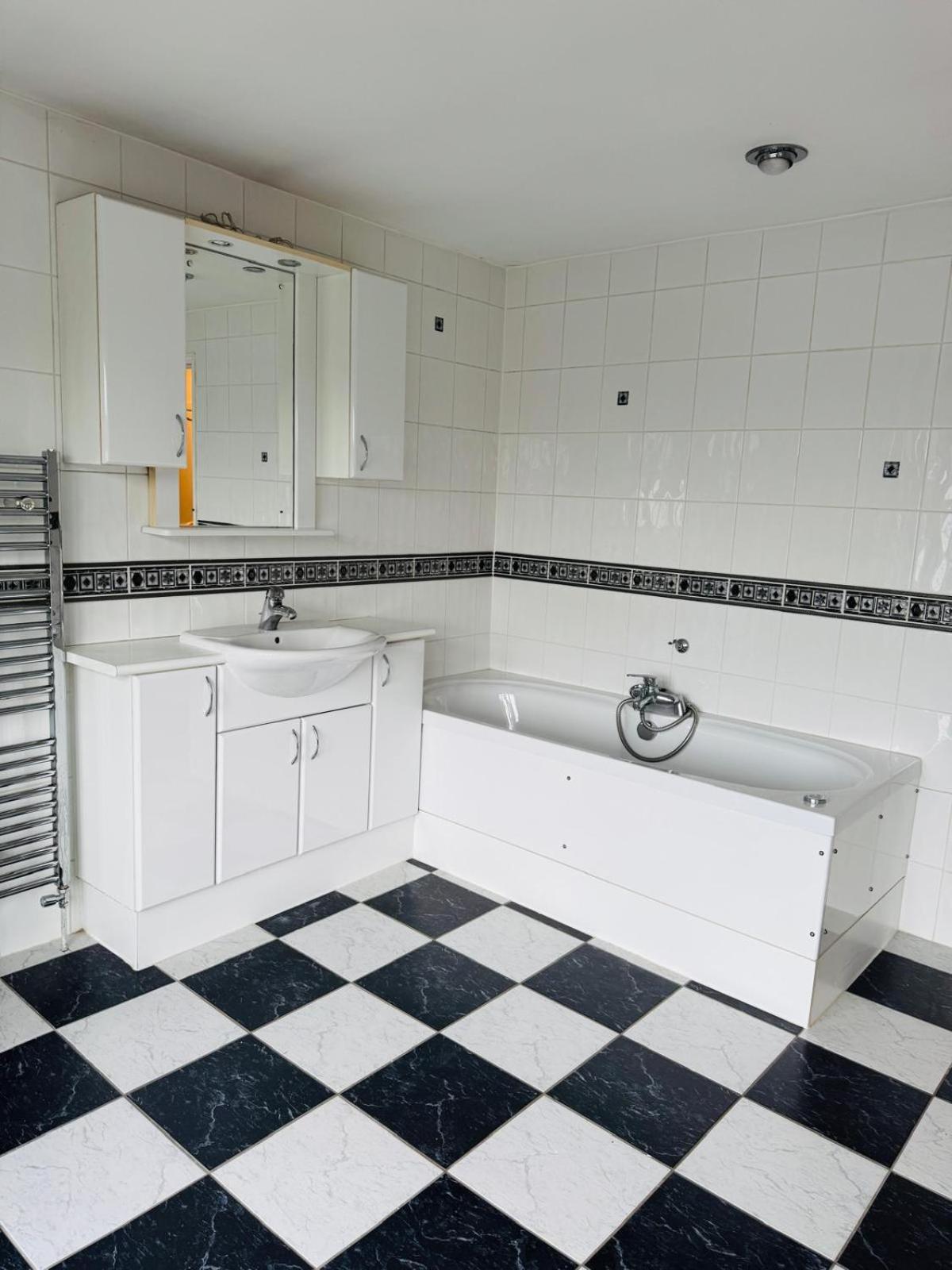 Gordon Avenue Guest House HA7 London