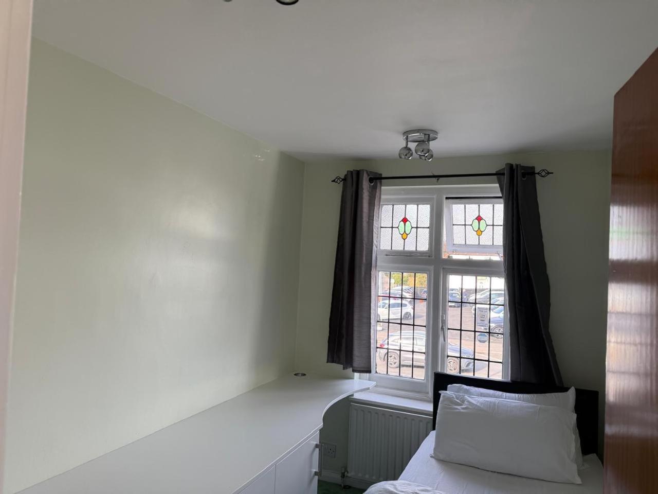 Gordon Avenue Guest House HA7 London