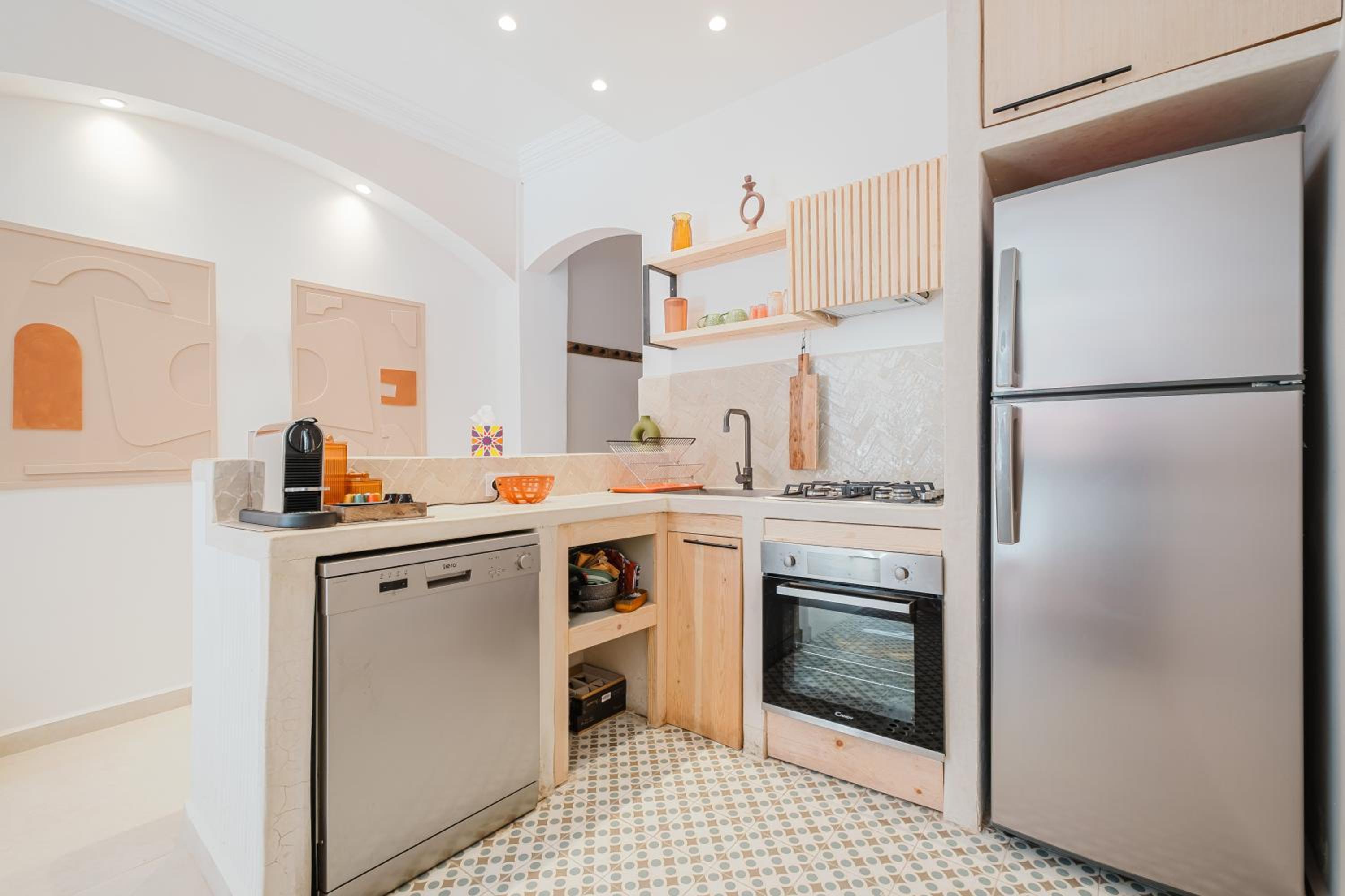 Heart of Gueliz Rooftop Terrace with Pool and Breakfast Free WiFi 3 Bedrooms