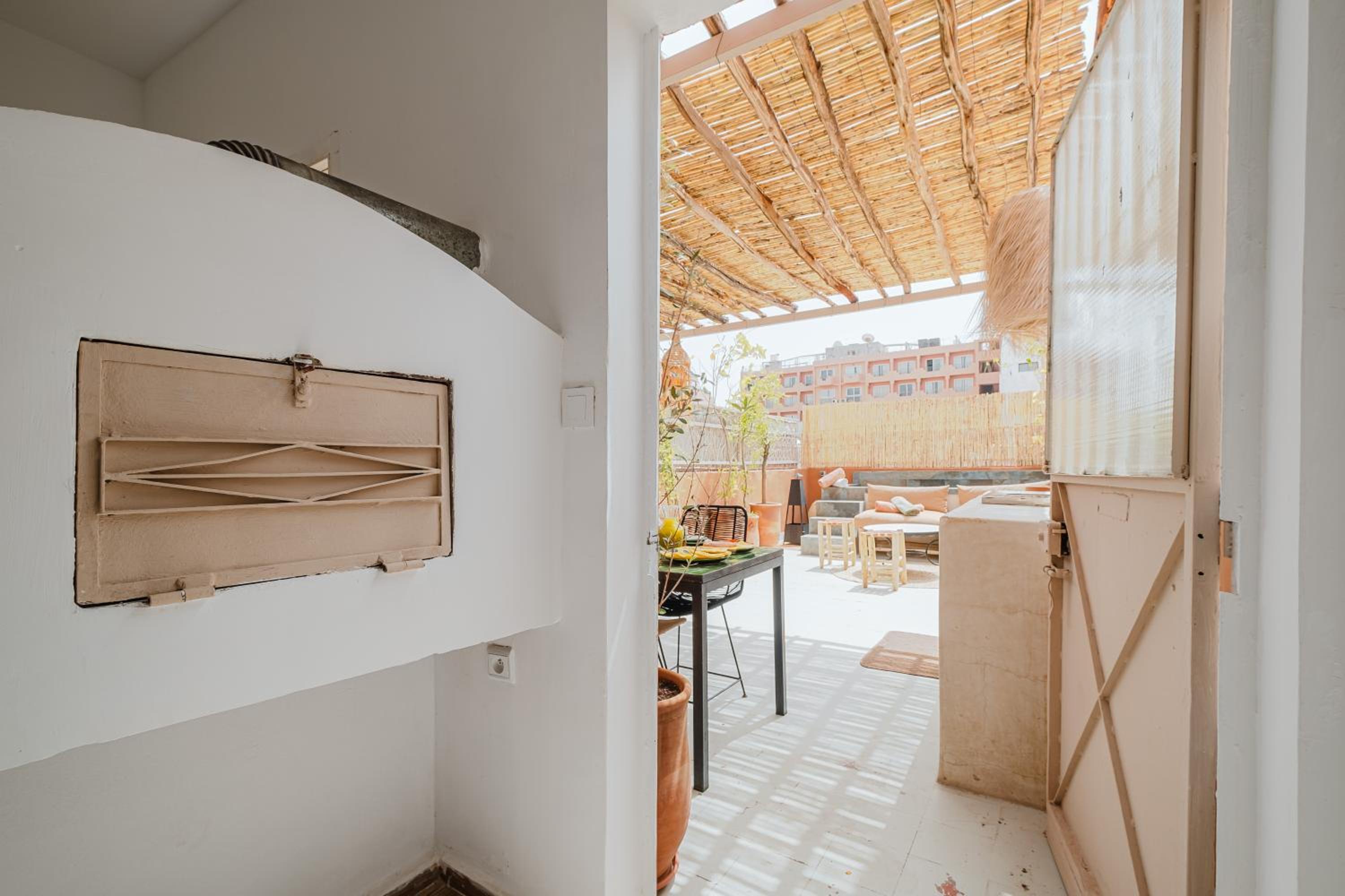 Heart of Gueliz Rooftop Terrace with Pool and Breakfast Free WiFi 3 Bedrooms