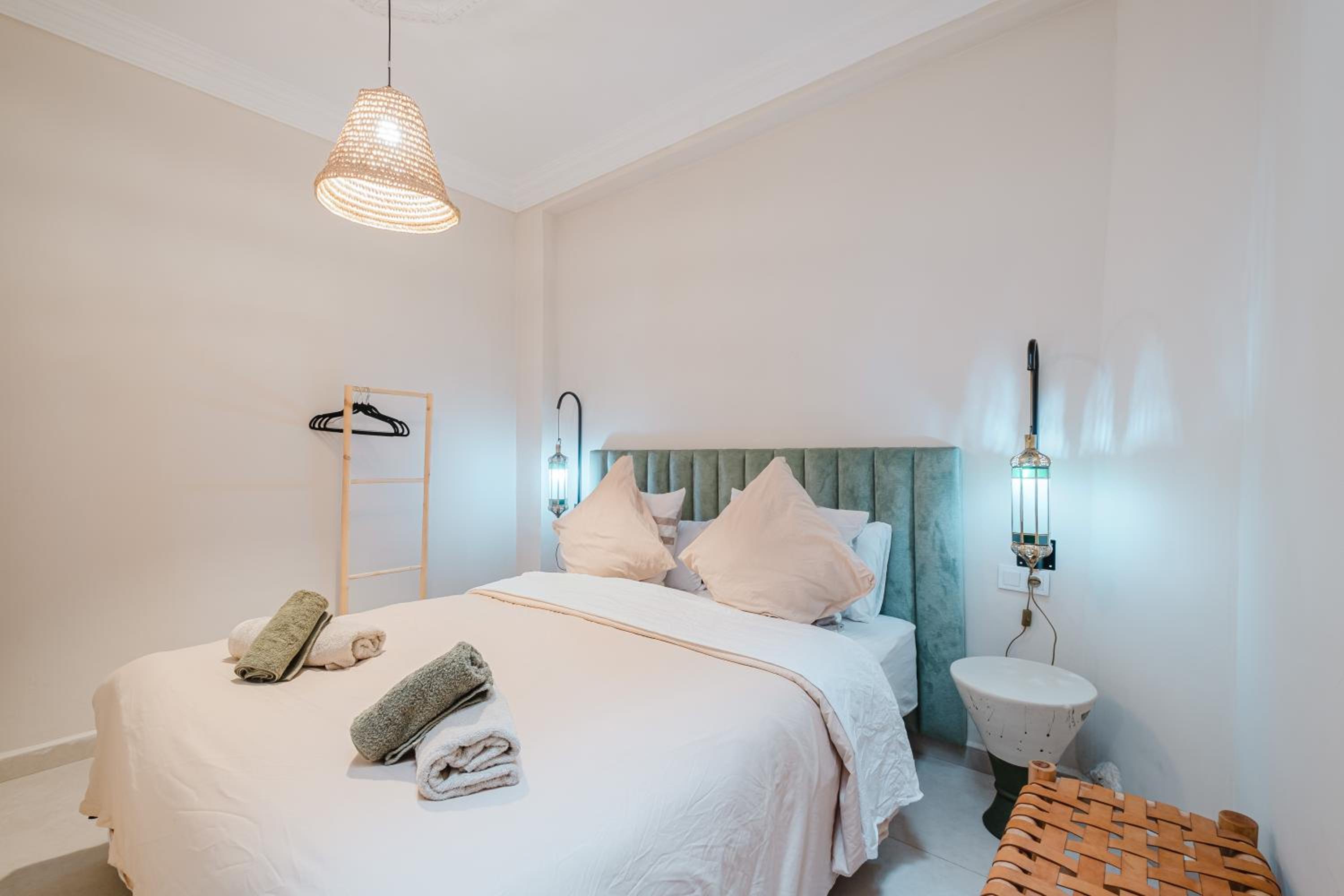 Heart of Gueliz Rooftop Terrace with Pool and Breakfast Free WiFi 3 Bedrooms