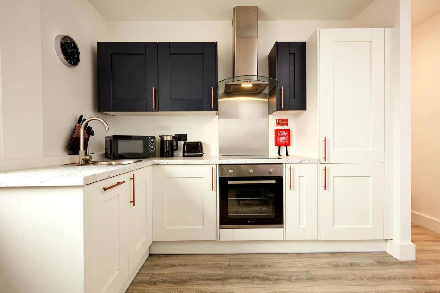 Modern 2-BR Home with Lift Access in Central Norwich
