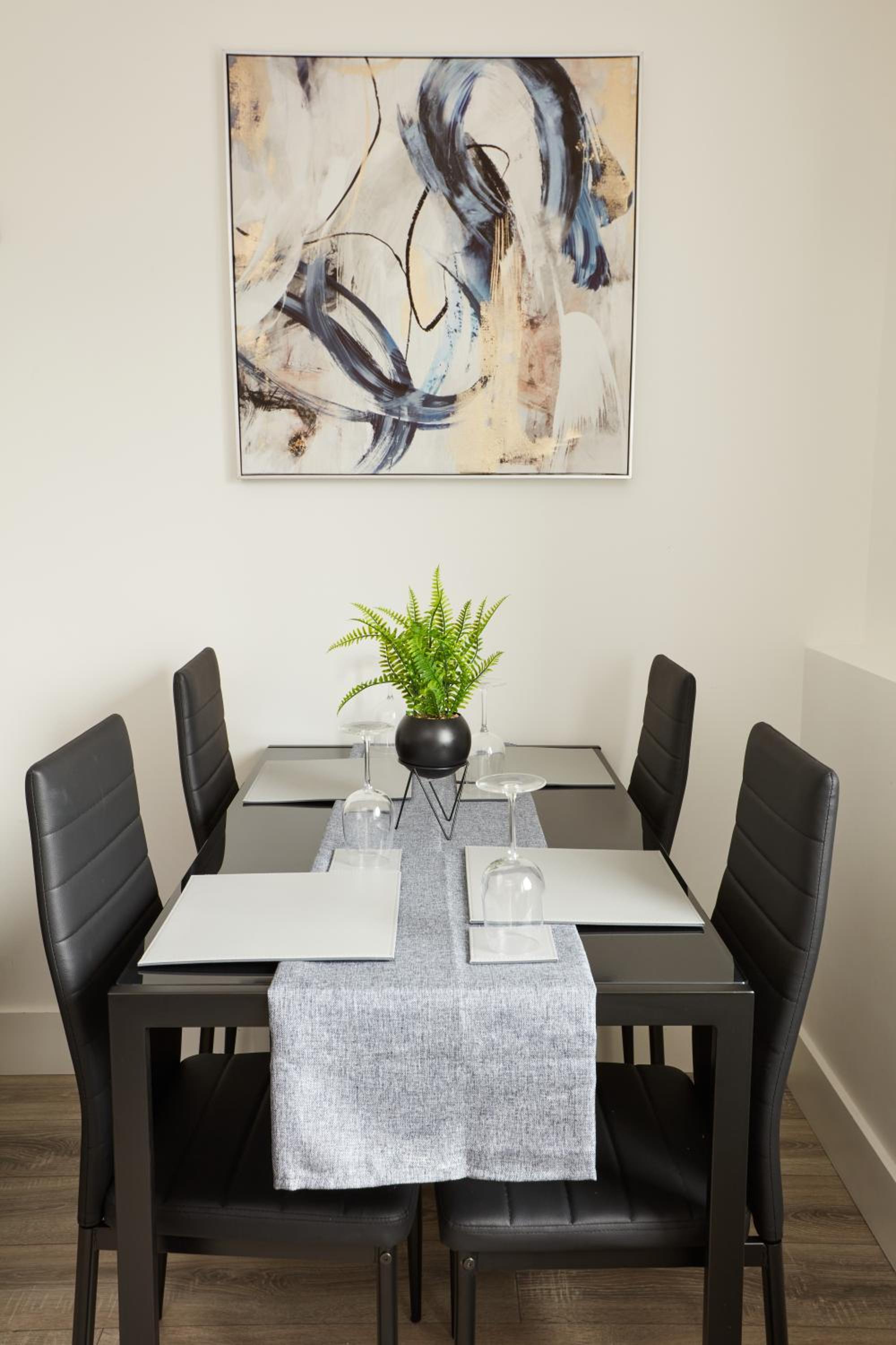 Modern 2-BR Home with Lift Access in Central Norwich