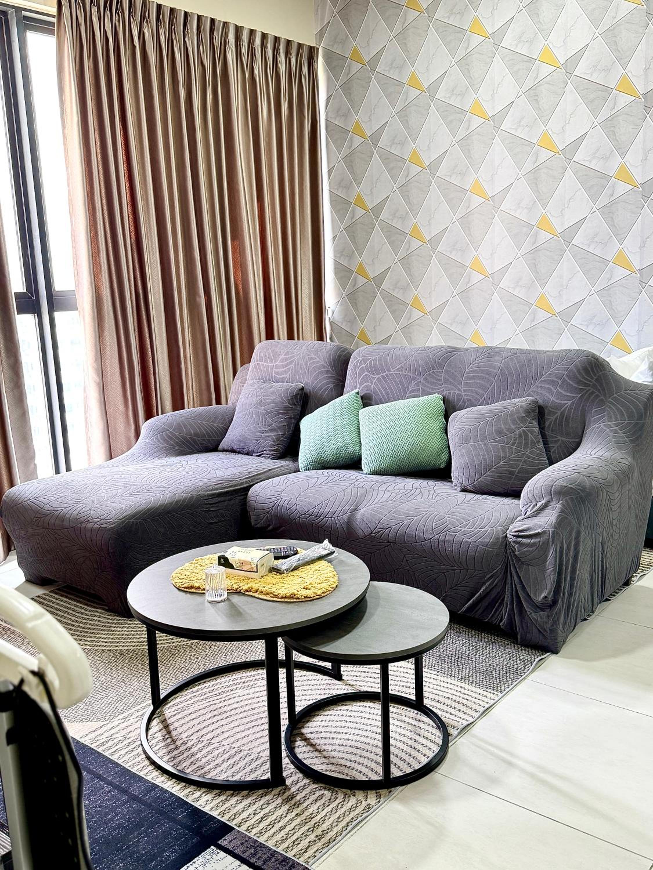 Jac Urban Suites Luxury & Premium Staycation 10pax