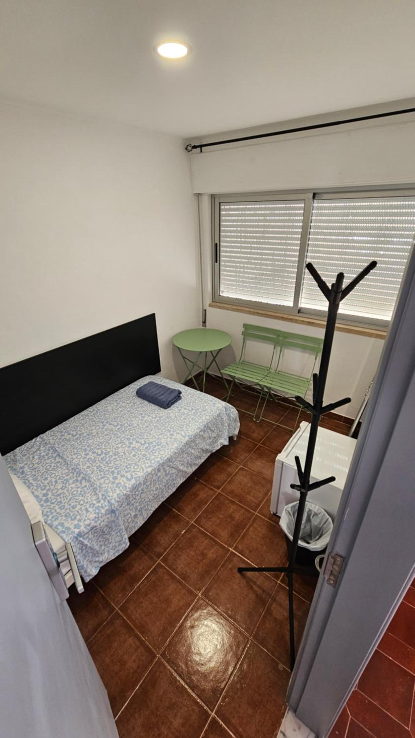 CARCAROOMS Guest House