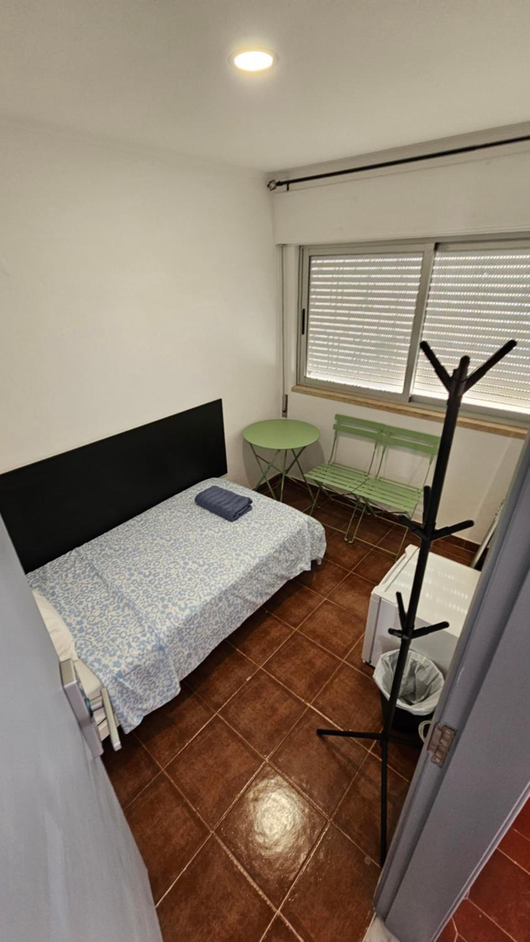 CARCAROOMS Guest House