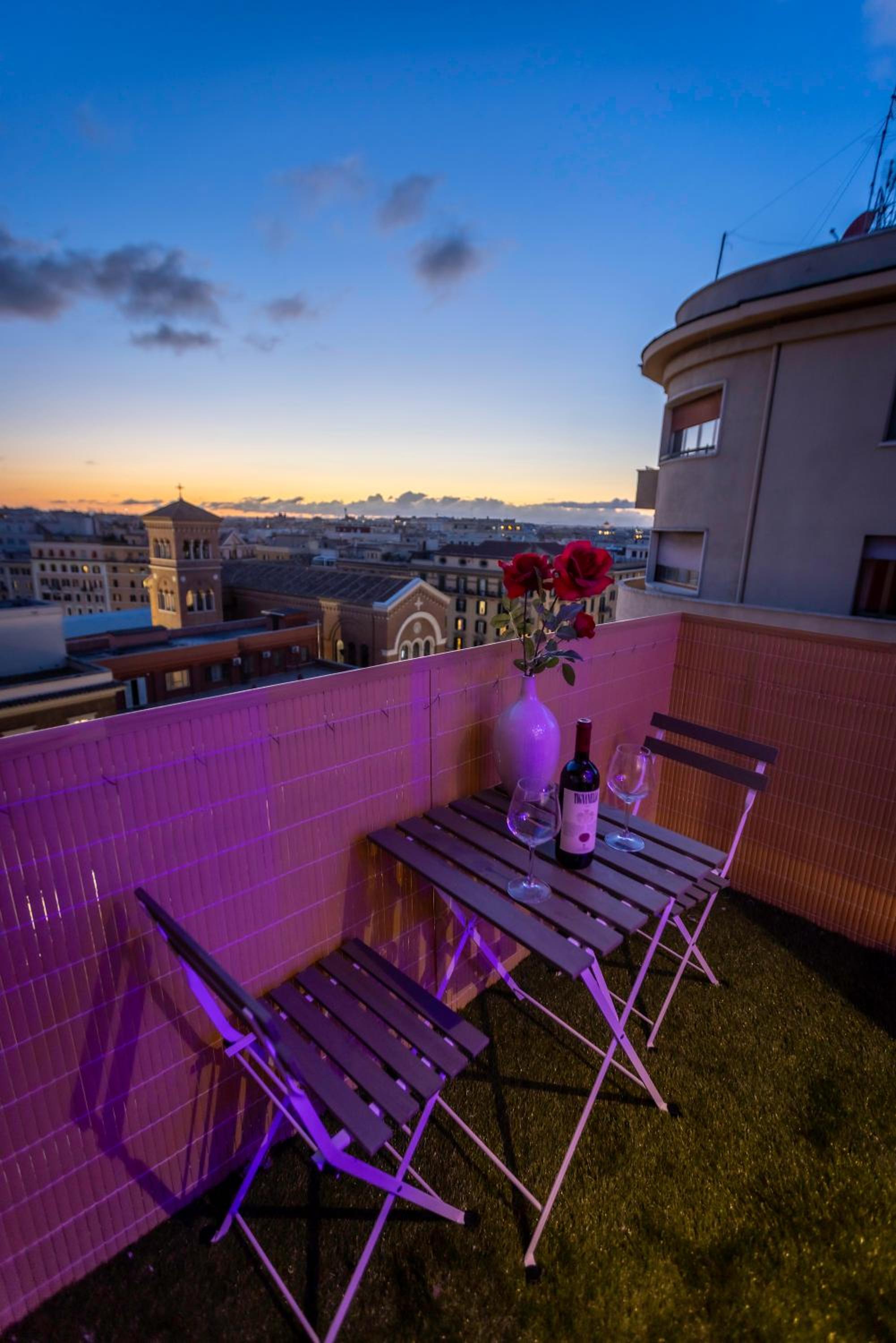 Lyo Sky Rooms