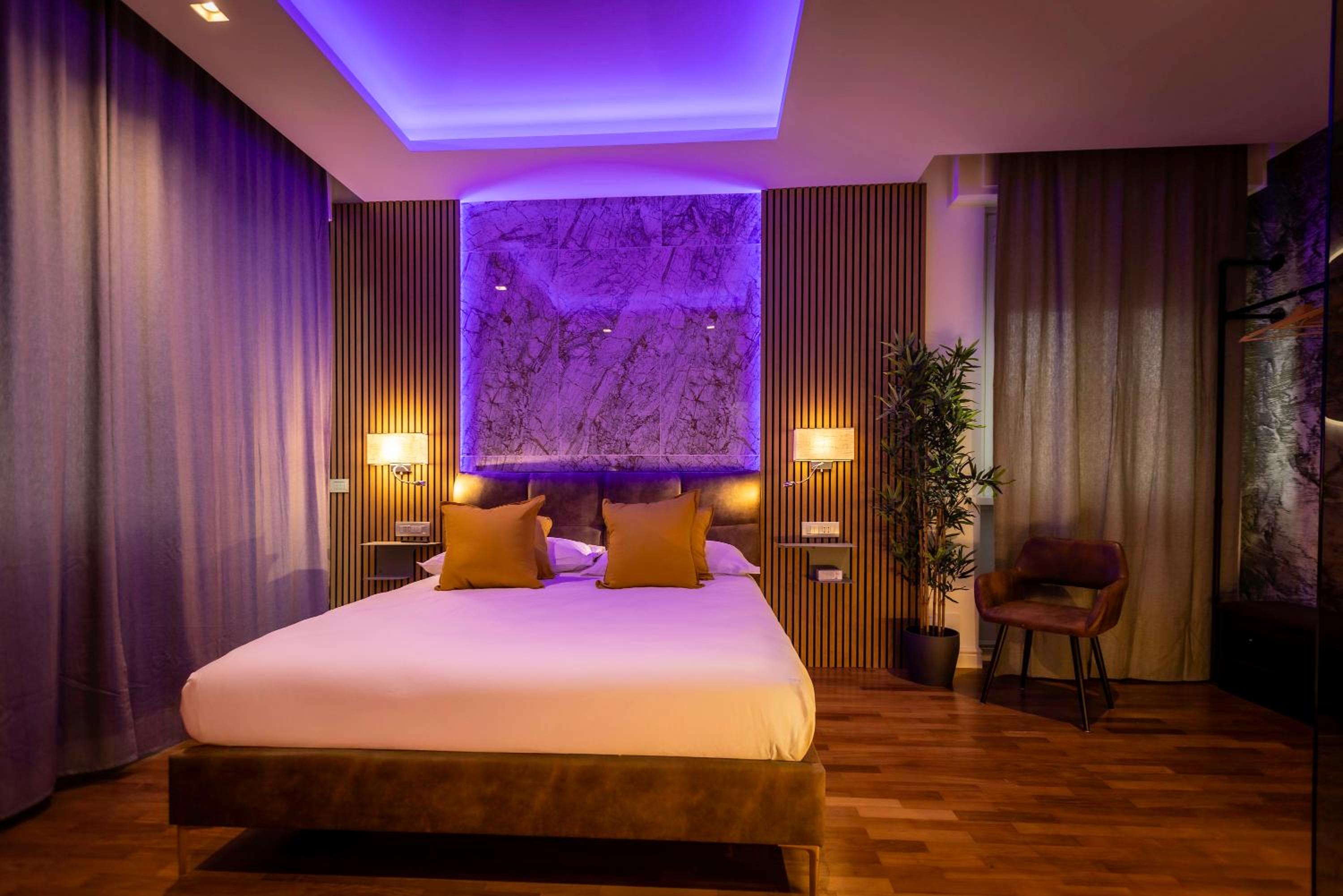 Lyo Sky Rooms