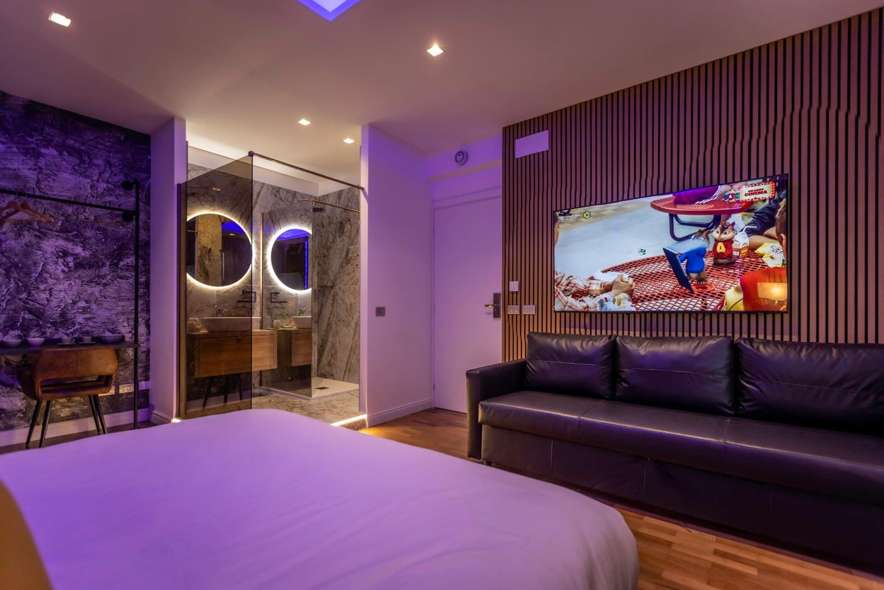 Lyo Sky Rooms