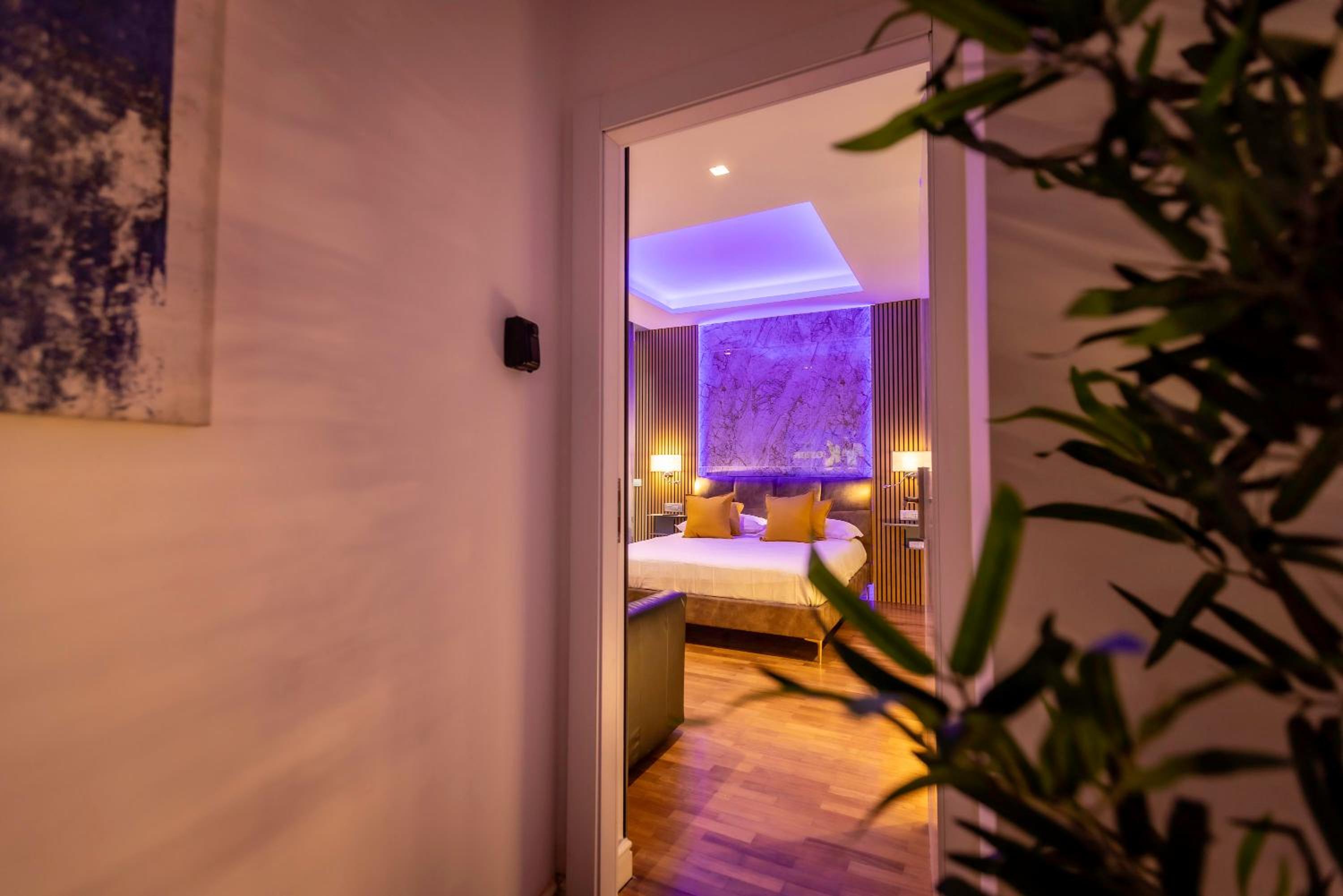 Lyo Sky Rooms