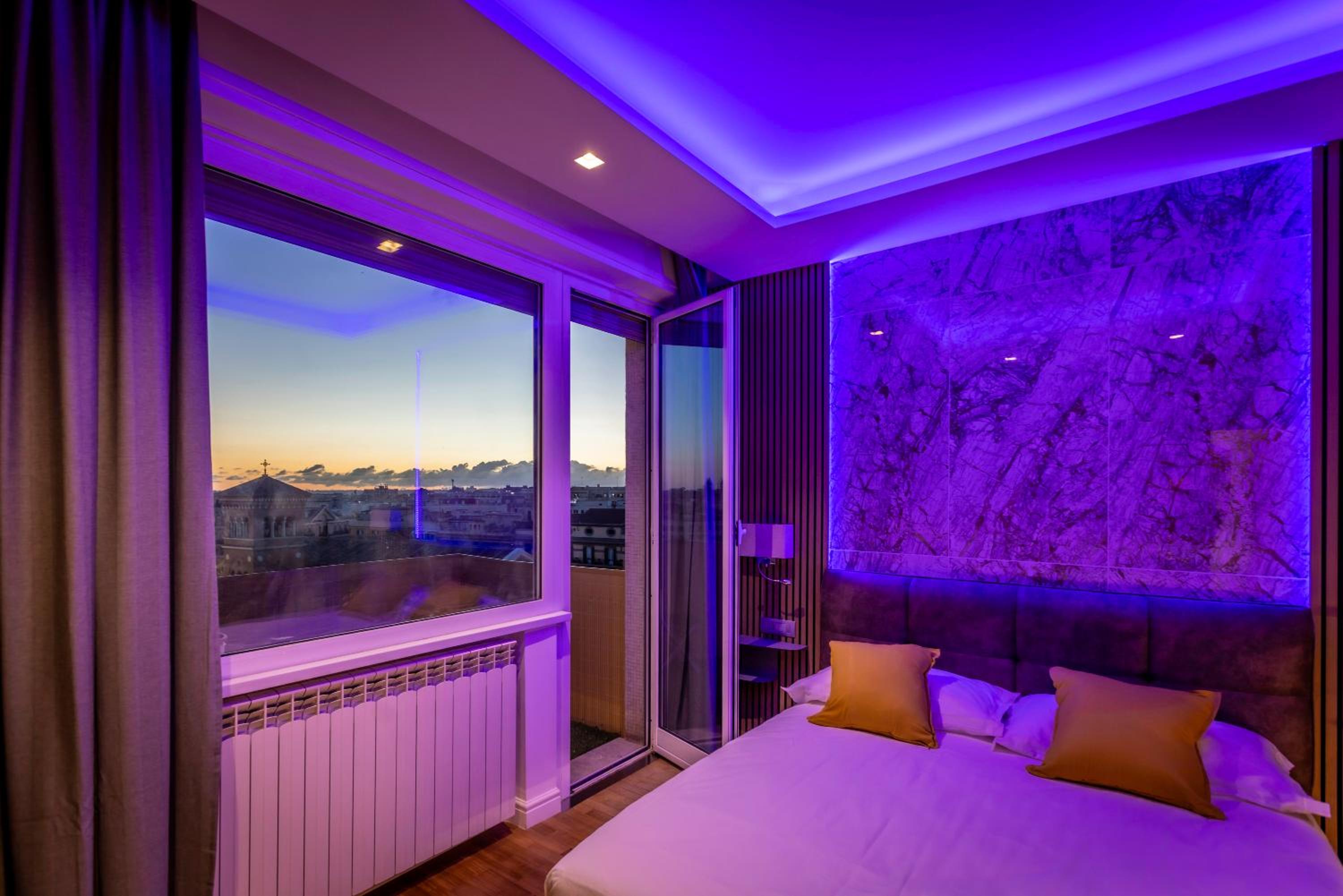 Lyo Sky Rooms
