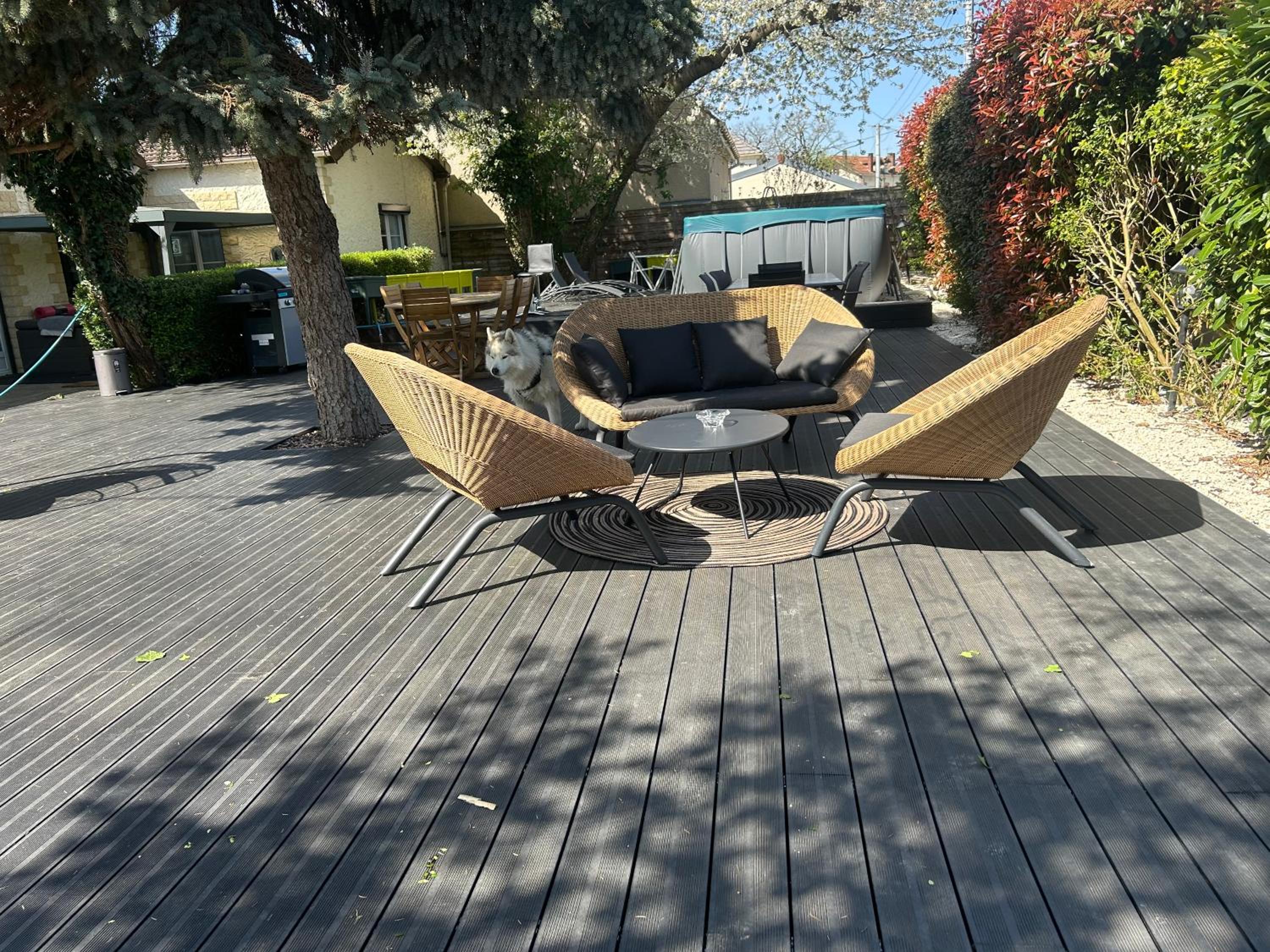 Villa Maxonale près de Paris avec Piscine Chauffée, Sauna et Jacuzzi