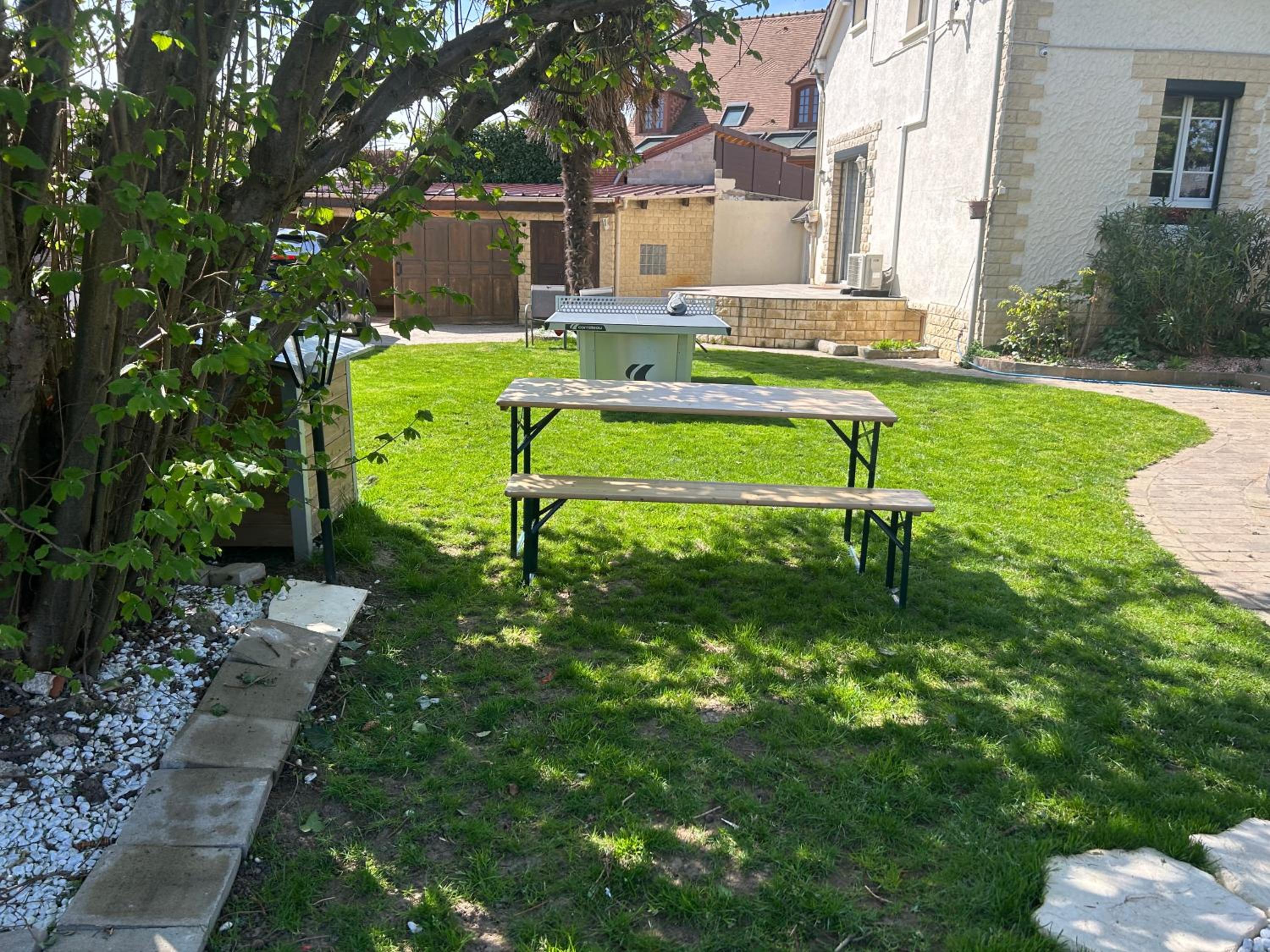 Villa Maxonale près de Paris avec Piscine Chauffée, Sauna et Jacuzzi