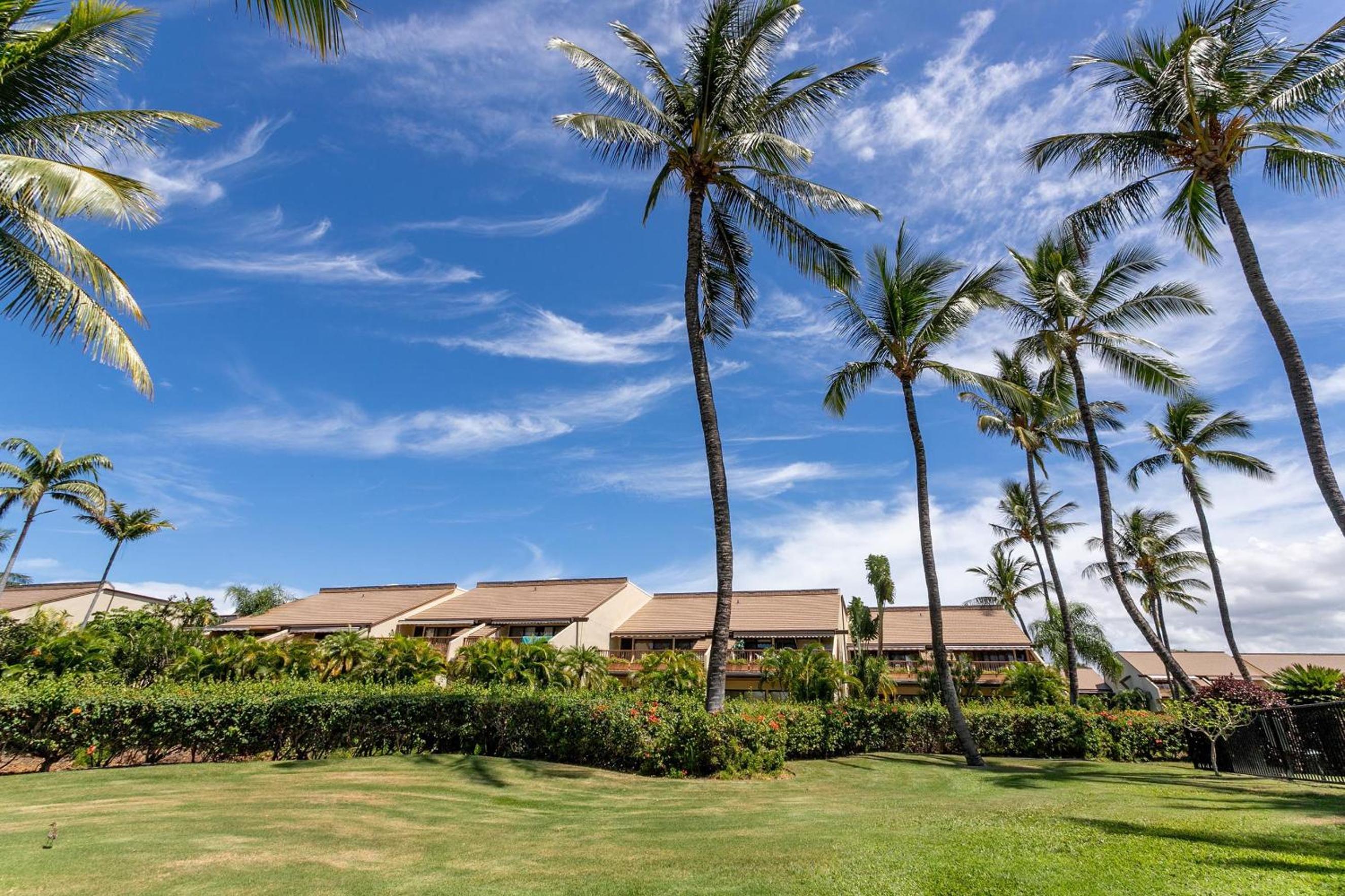 Maui Kamaole A-206 - Prime Location, Stunning Renovation, Large Lanai, Split AC!