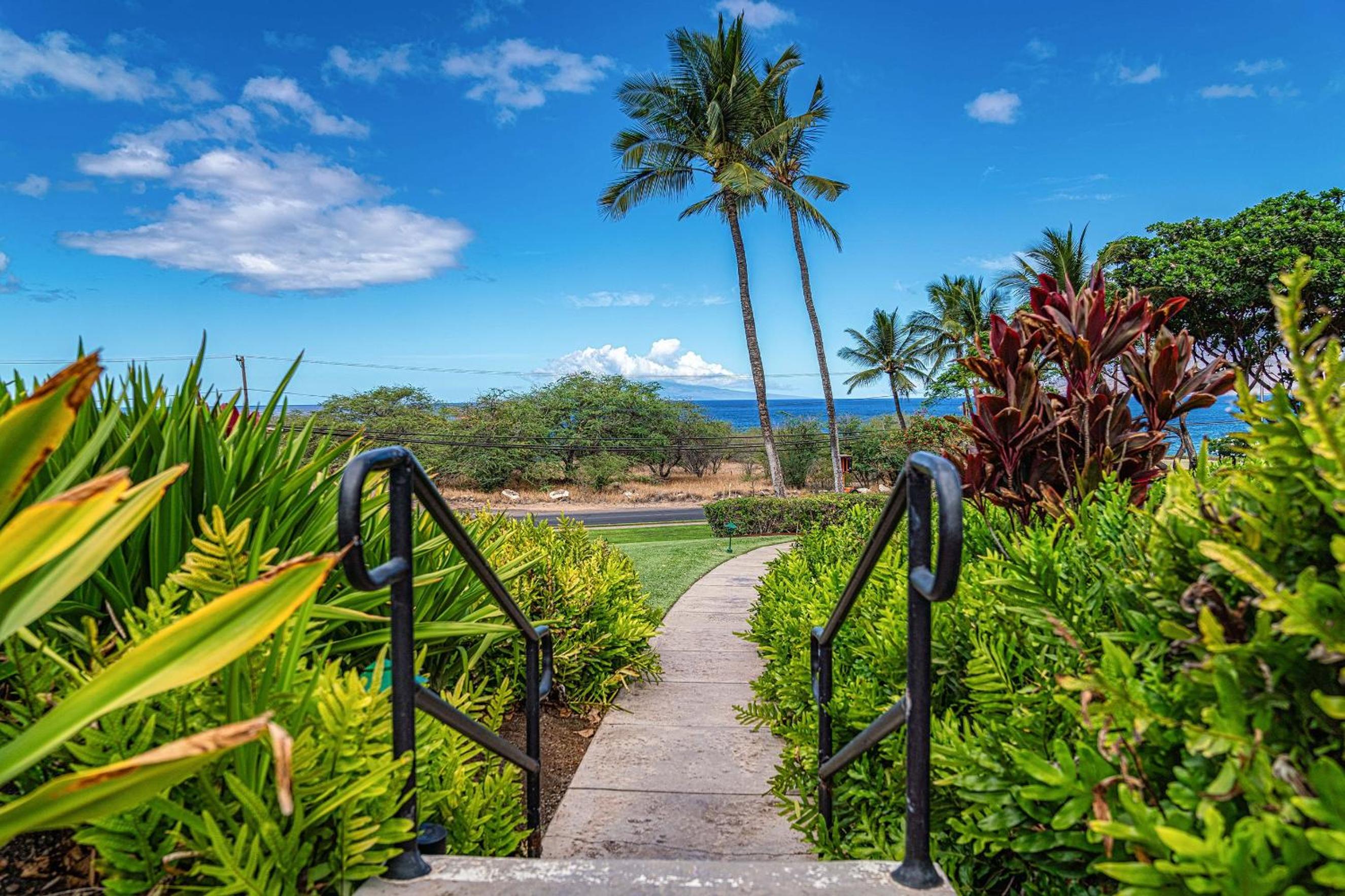 Maui Kamaole A-206 - Prime Location, Stunning Renovation, Large Lanai, Split AC!