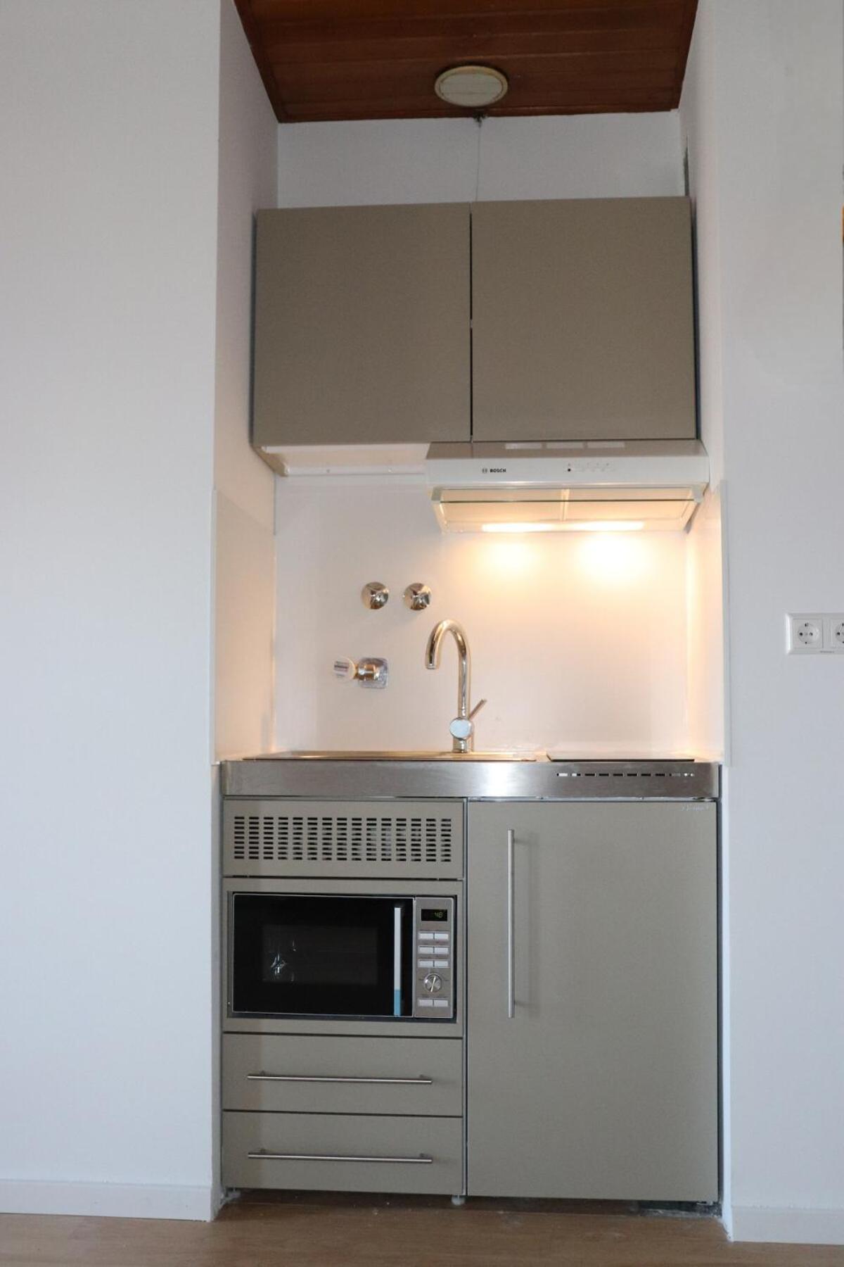 Cozy 1 room apartment close to University