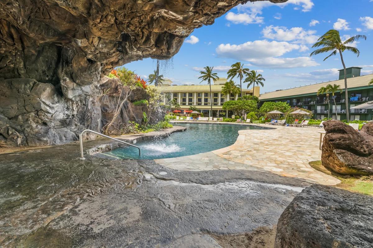 Mountain View Double Bed Room, Beachfront Resort, Lanai, AC, Pool, Restaurant, Gym, Spa