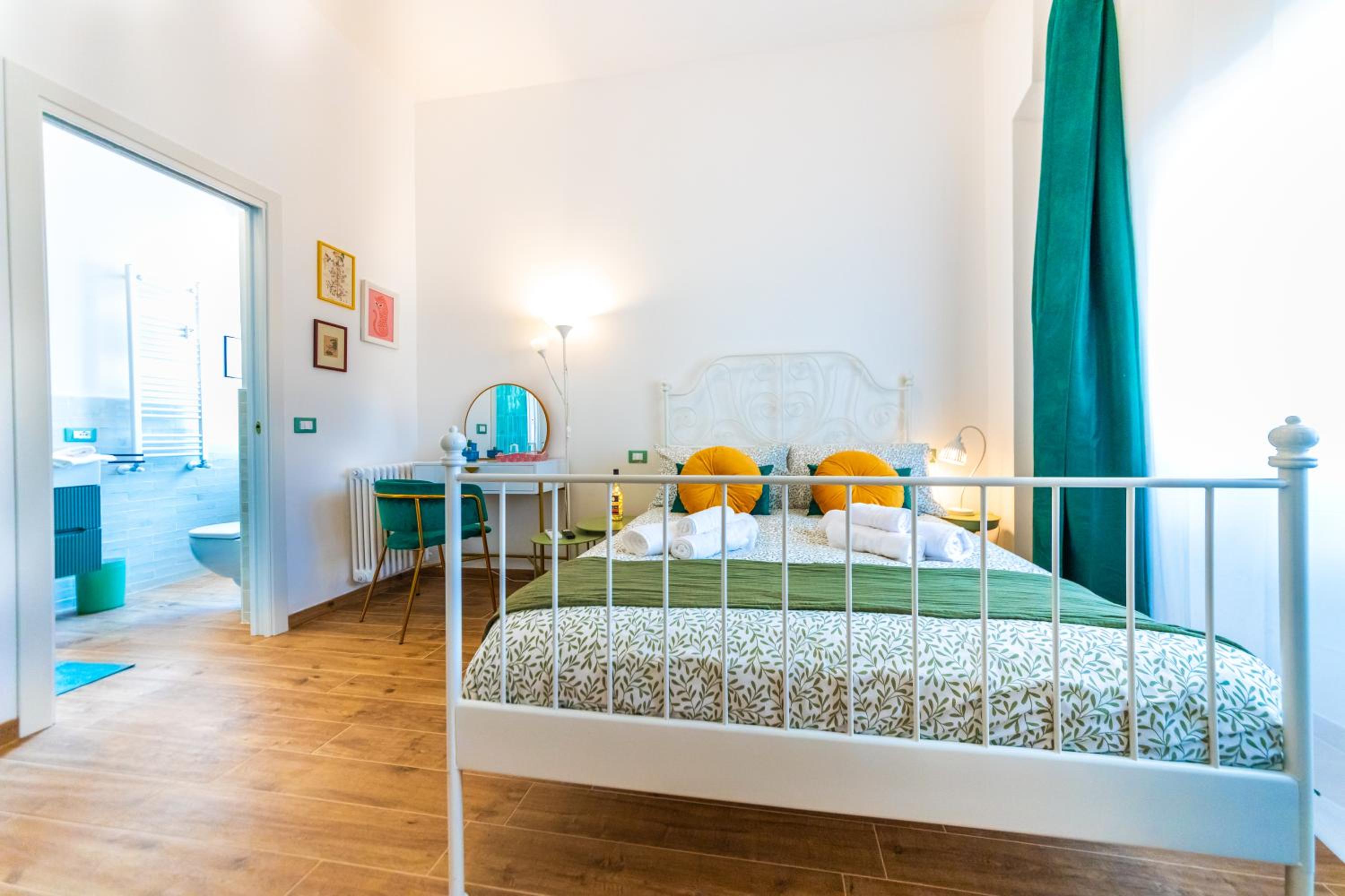 Casa Fen Palazzo Storico - Re di Roma metro A - 2camere2bagni