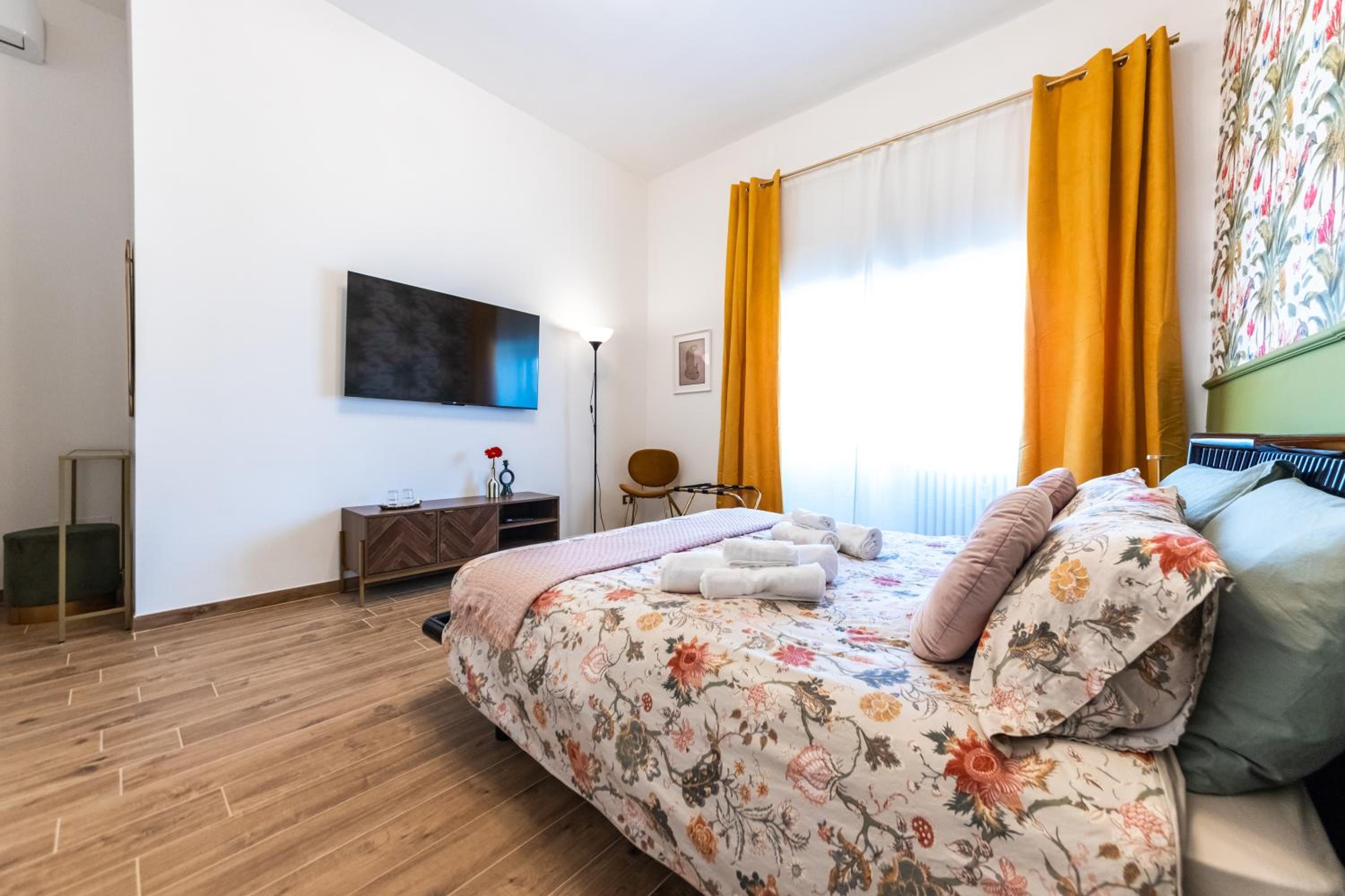 Casa Fen Palazzo Storico - Re di Roma metro A - 2camere2bagni