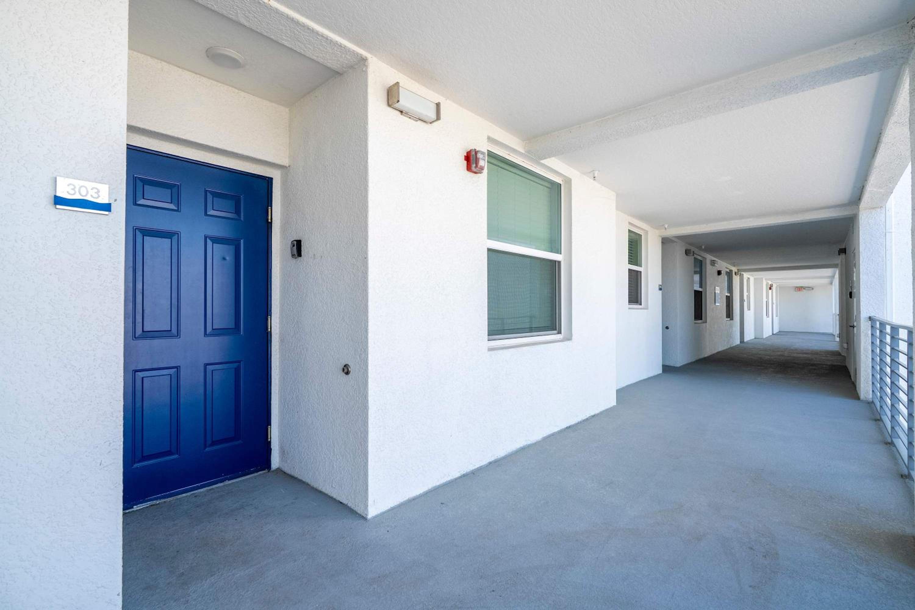 Gorgeous 2Bd Close to Disney at Storey Lake Resort
