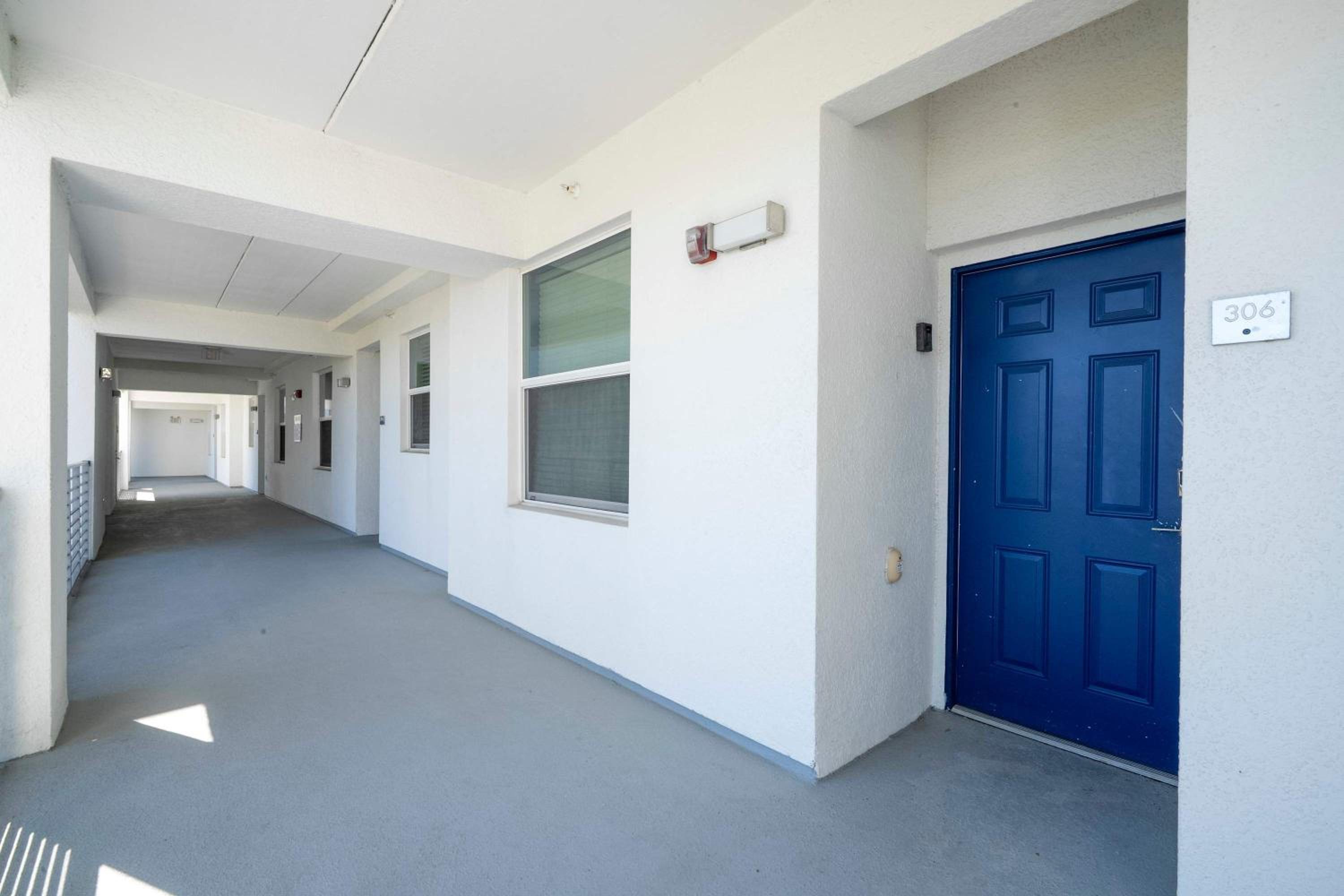 Family Condo 2Bd Close to Disney at Storey Lake Resort