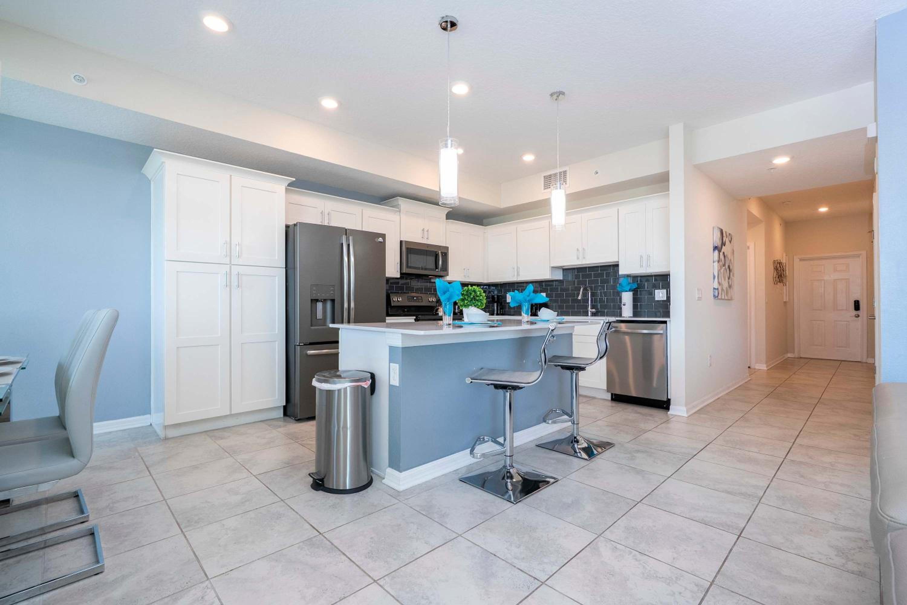 Gorgeous 2Bd Close to Disney at Storey Lake Resort