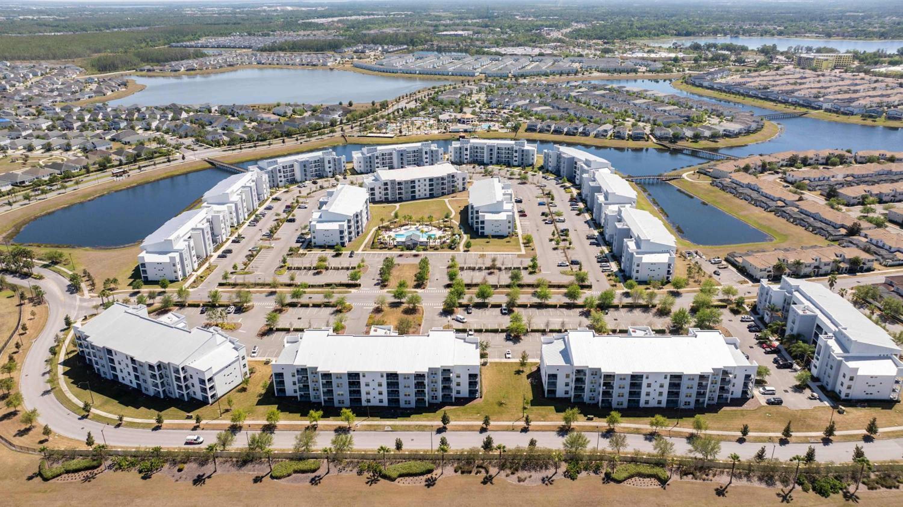 Family Condo 2Bd Close to Disney at Storey Lake Resort