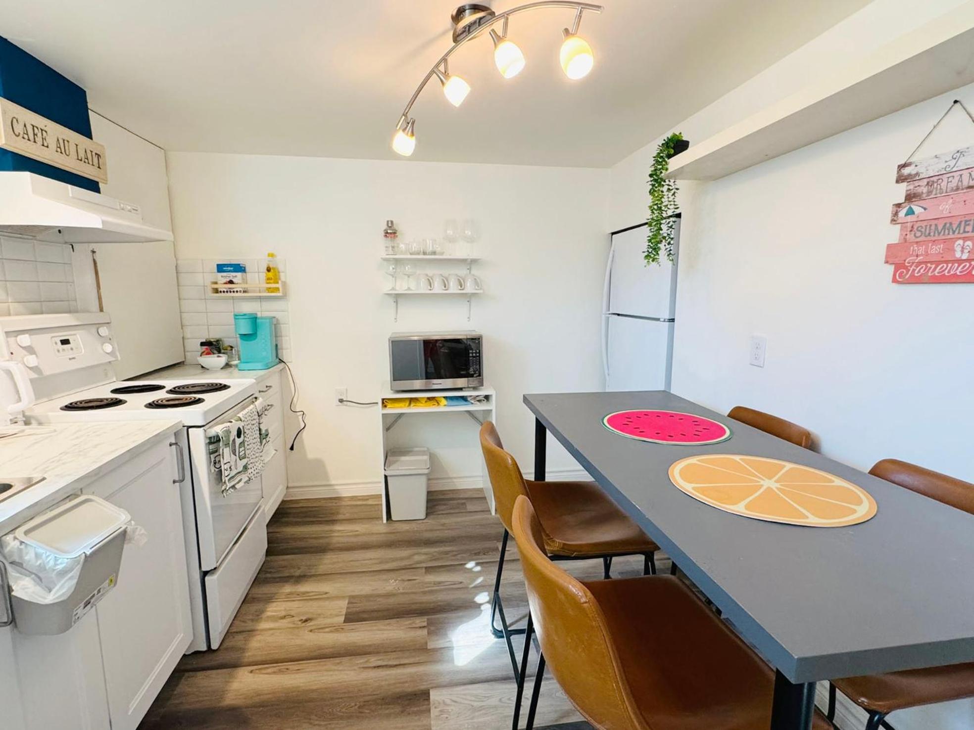 Sunrise BnB - Free Parking