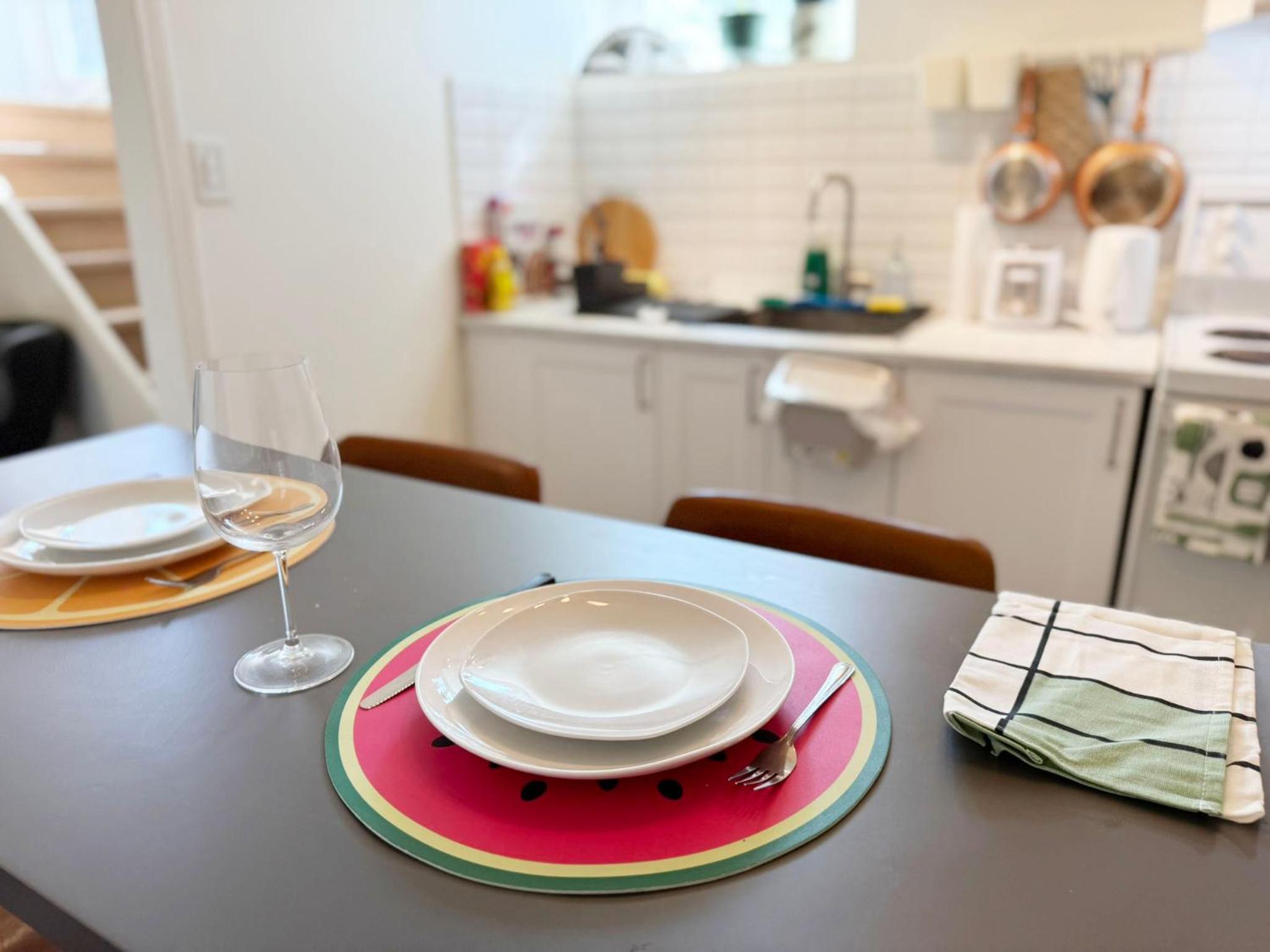 Sunrise BnB - Free Parking