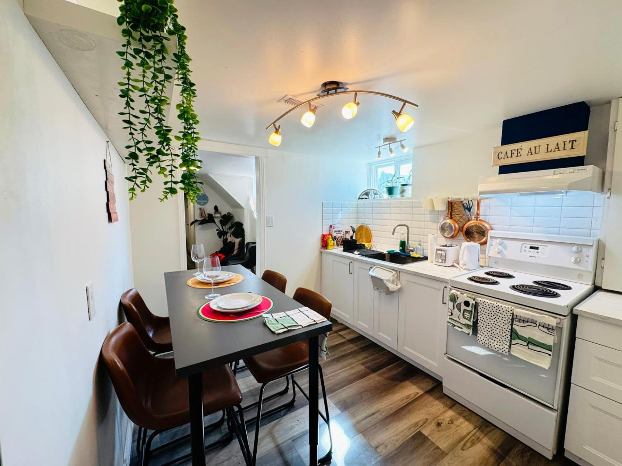 Sunrise BnB - Free Parking