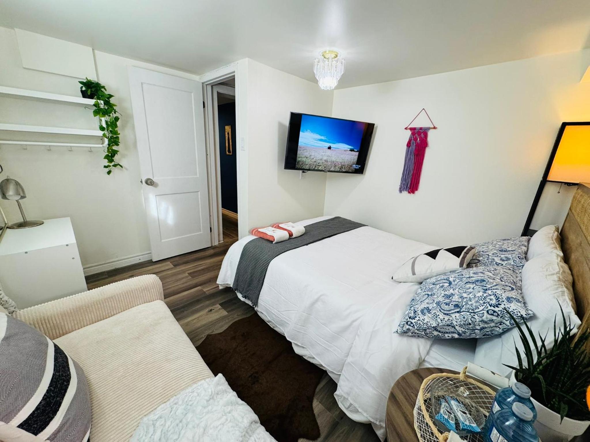 Sunrise BnB - Free Parking