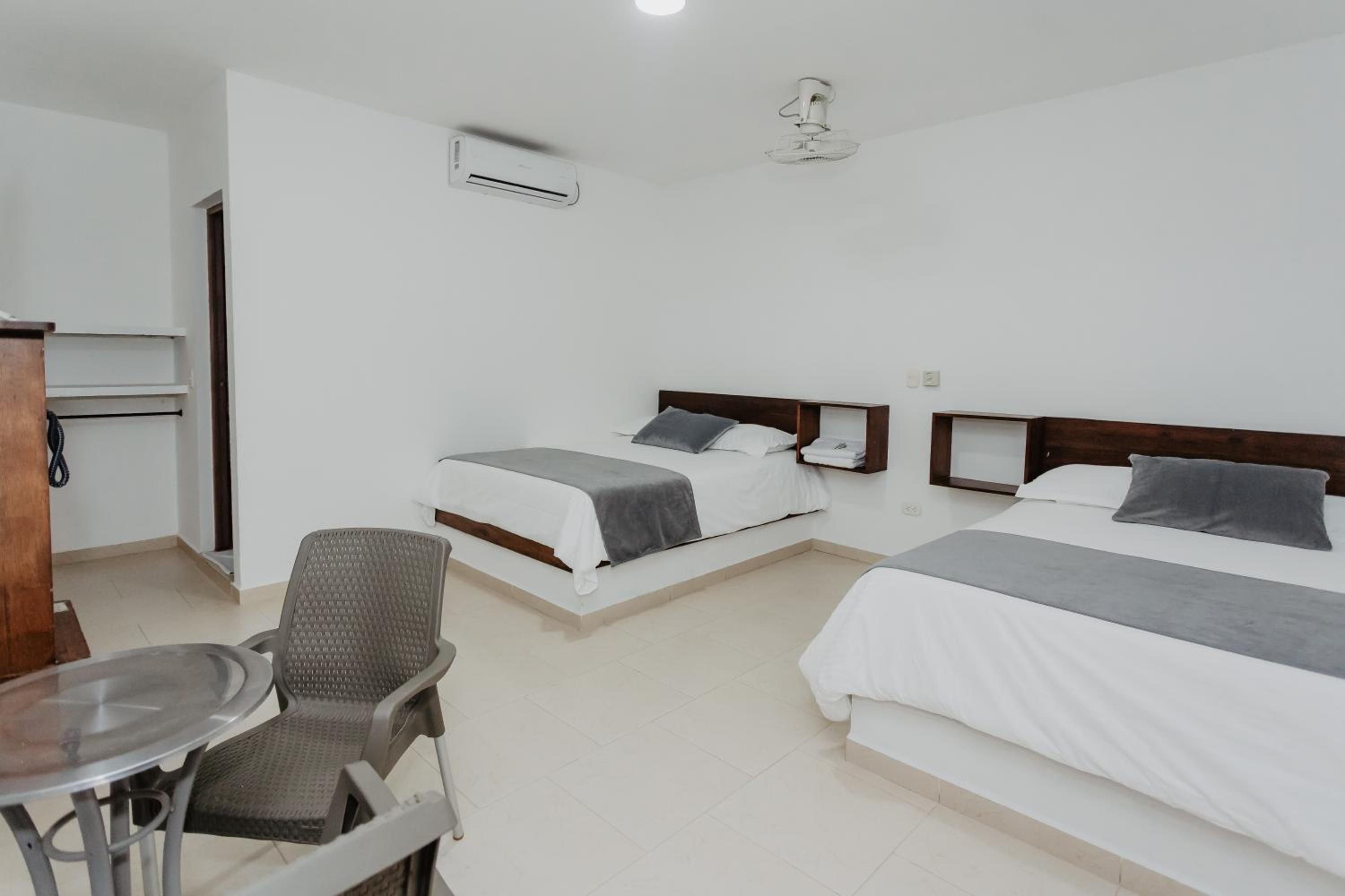 Hotel Plataneras Confort, photo 13