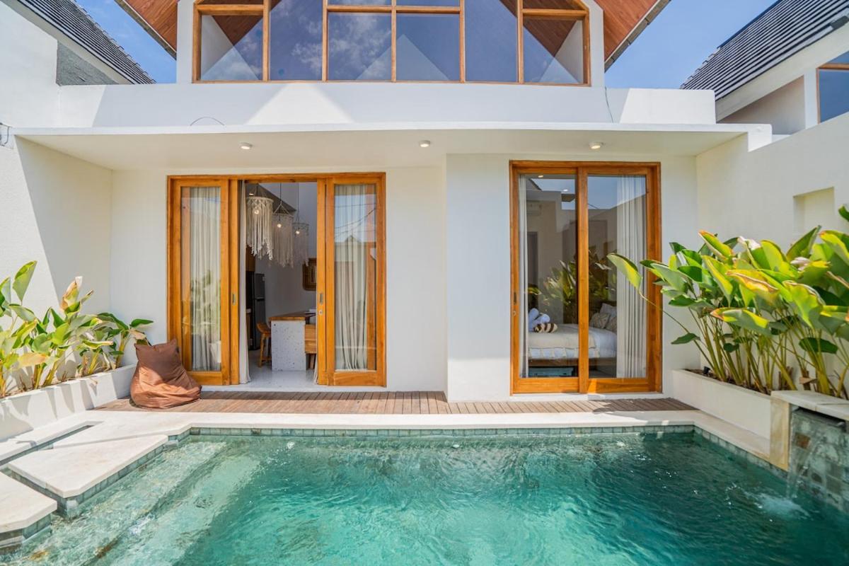 Sunrise Oasis - 2BR Villa in Kerobokan