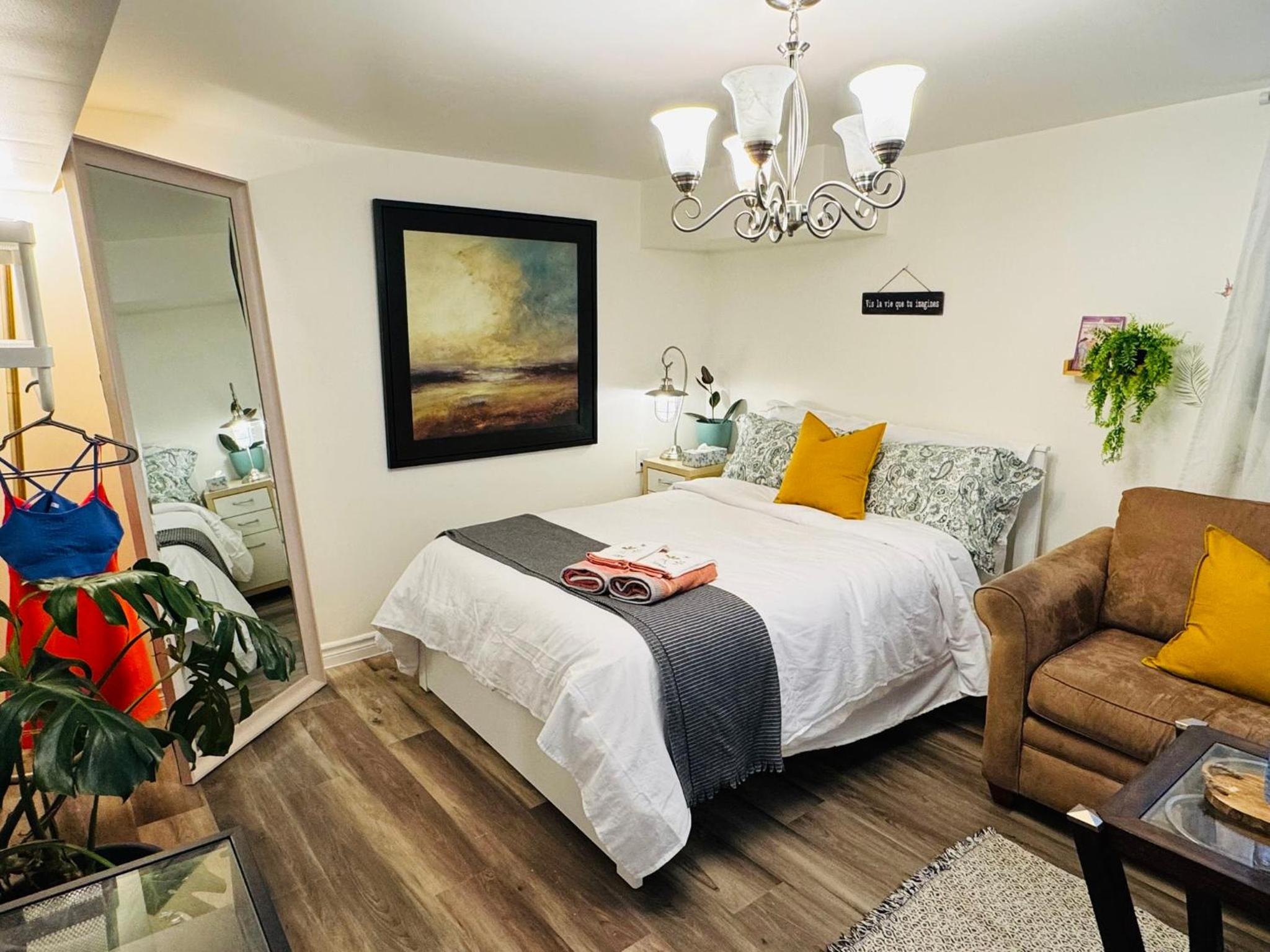 Sunrise BnB - Free Parking