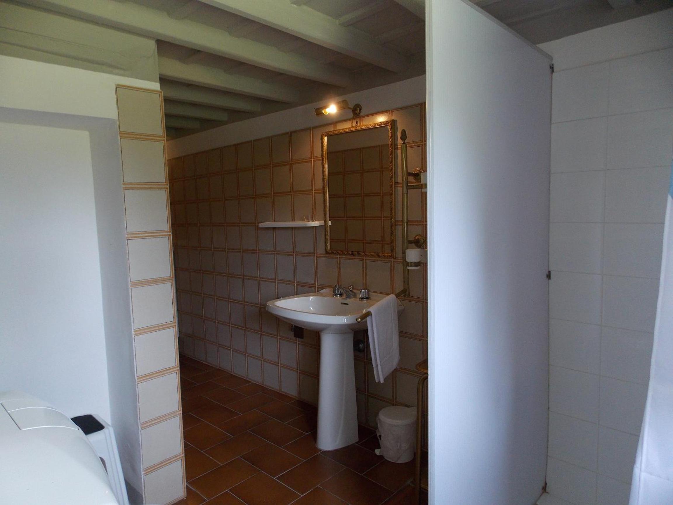 Photo 44