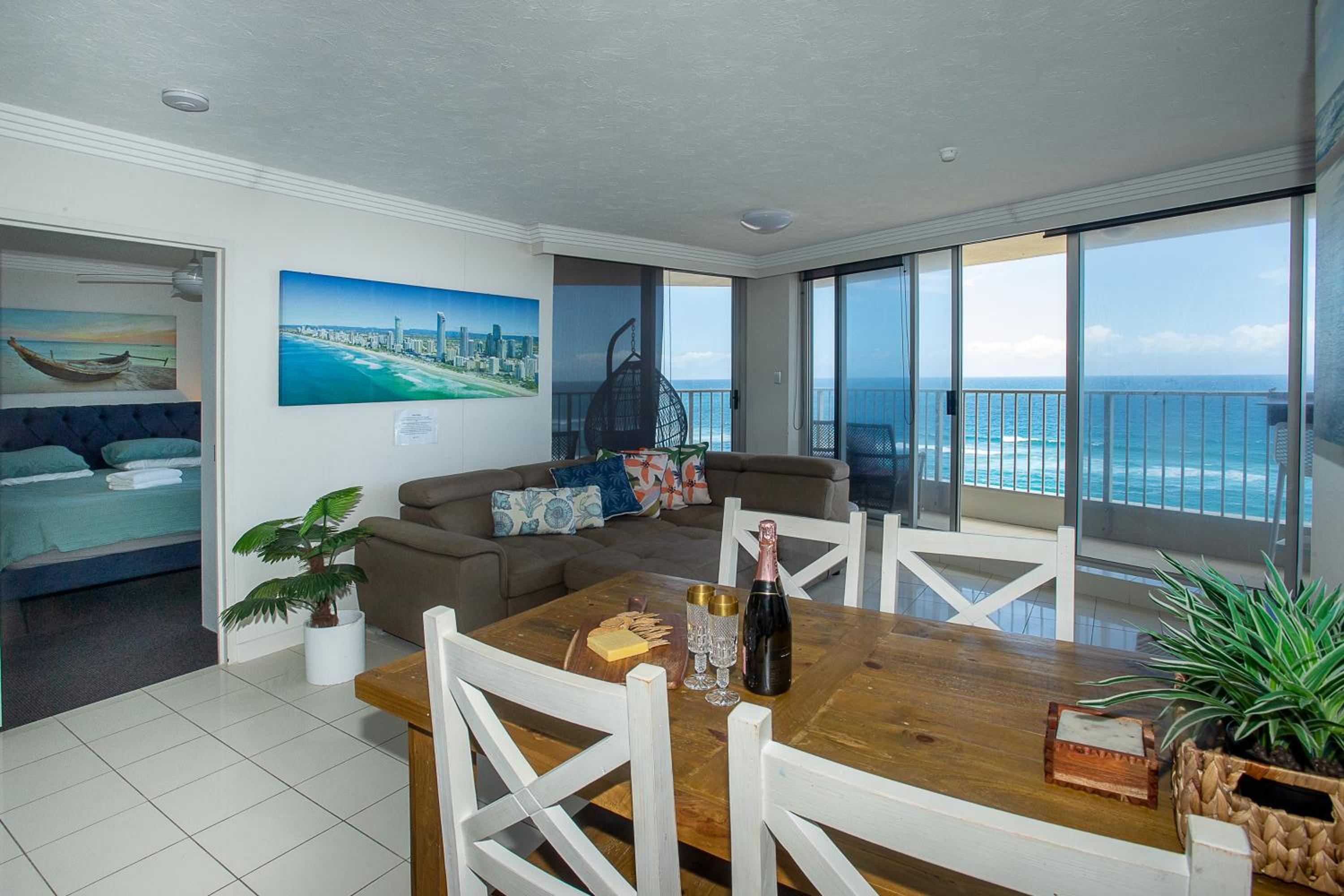 Beachfront 2BR Stunning Views Balcony Heated Pool