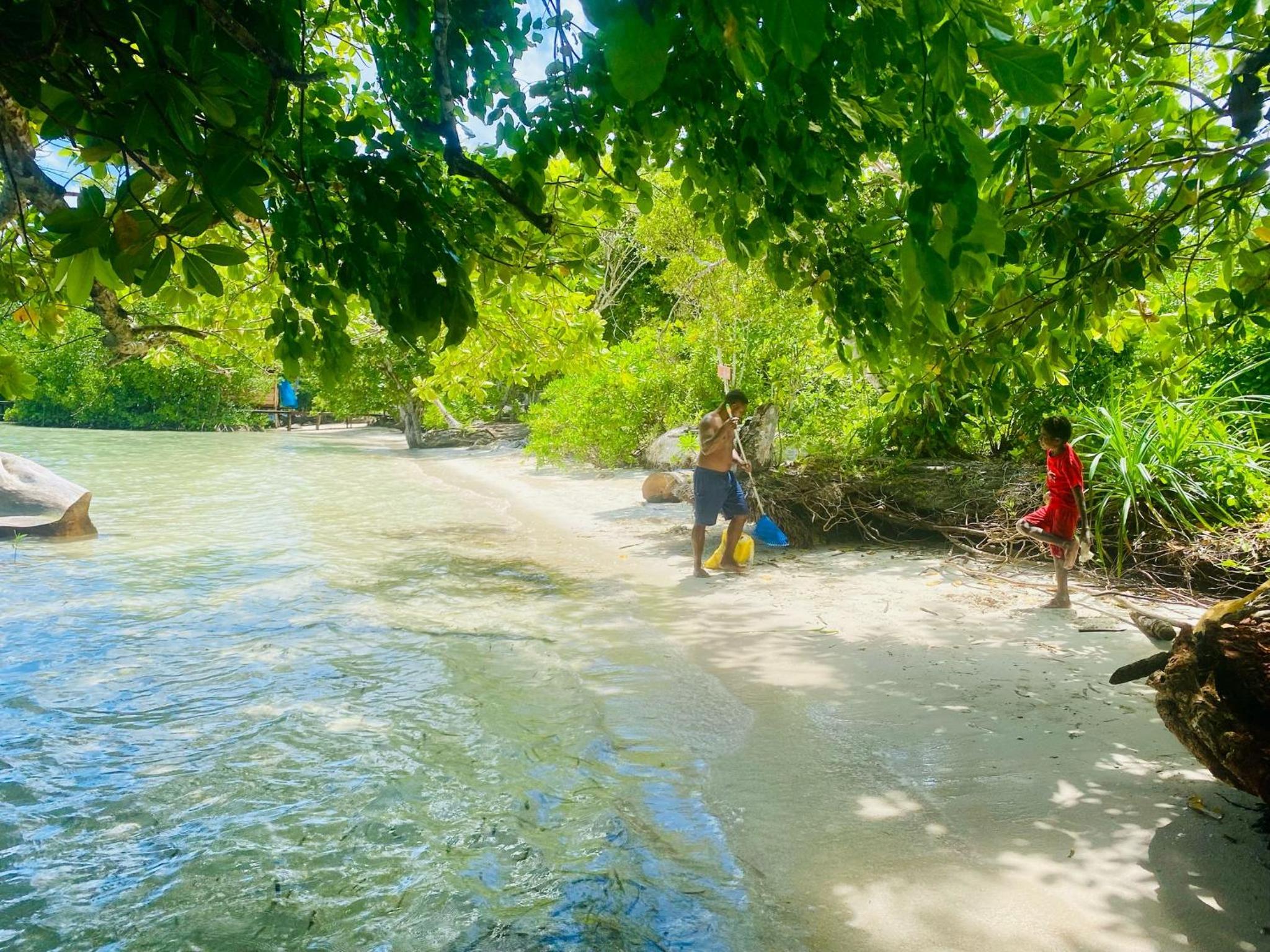 Senjahomestayrajaampat