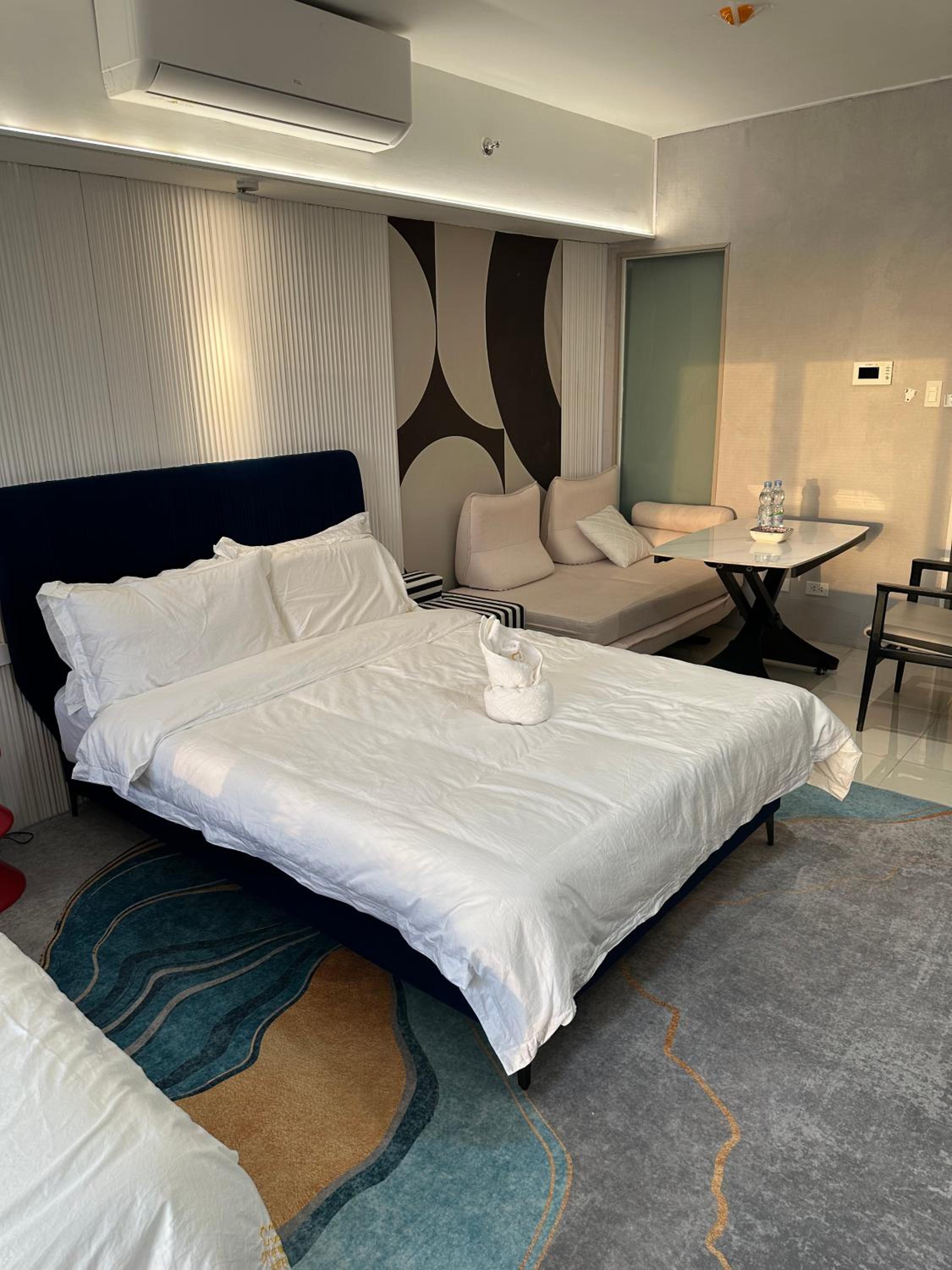 Spacious Unit & High-Floor Hotel near City of Dreams, Airport, Okada, and Solaire Casino